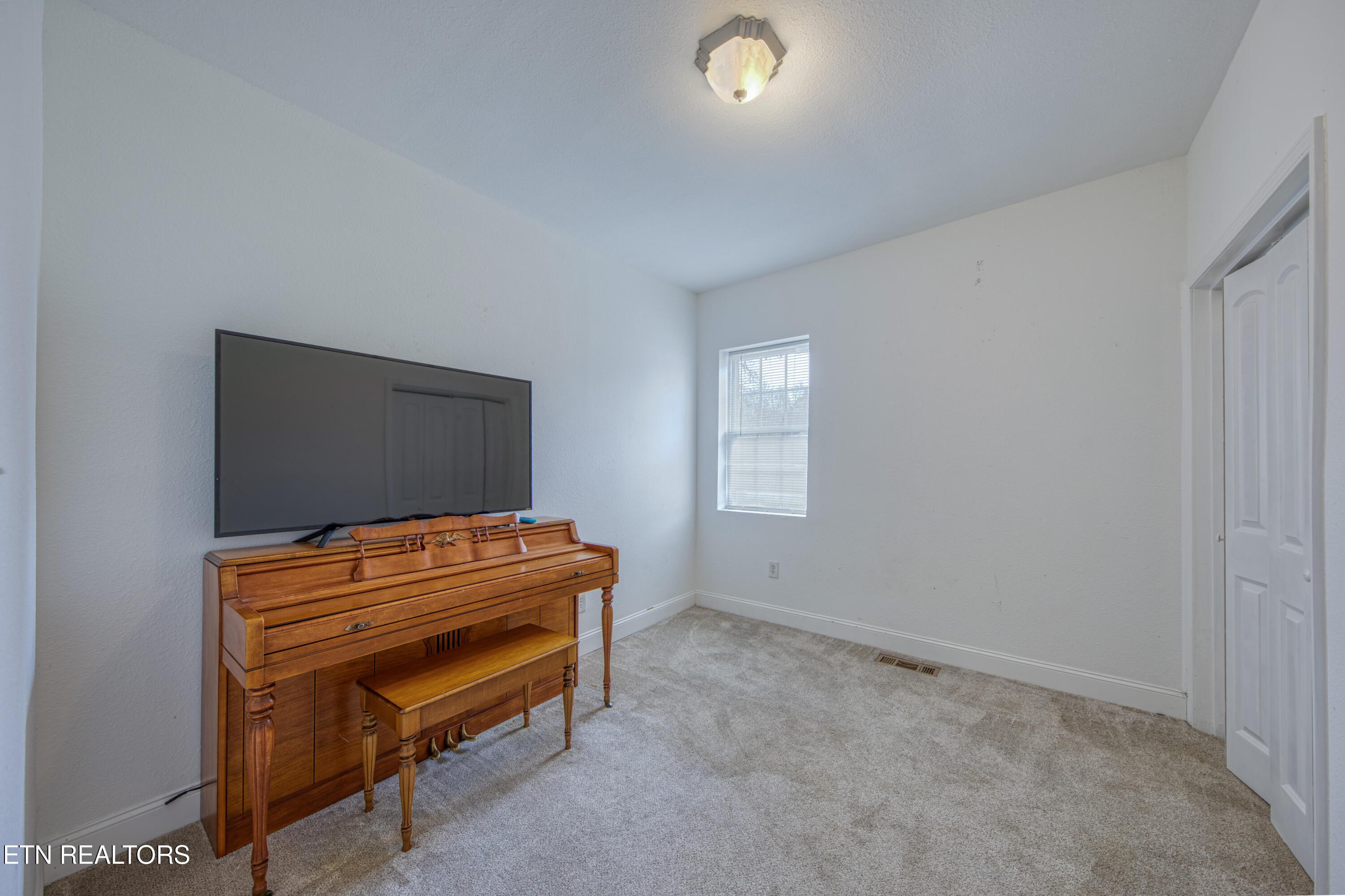 416 Mill Street Madisonville TN 37354
