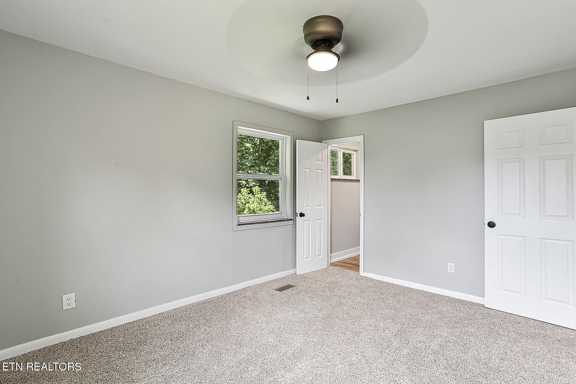 1719 Woodhaven Drive Knoxville TN 37914