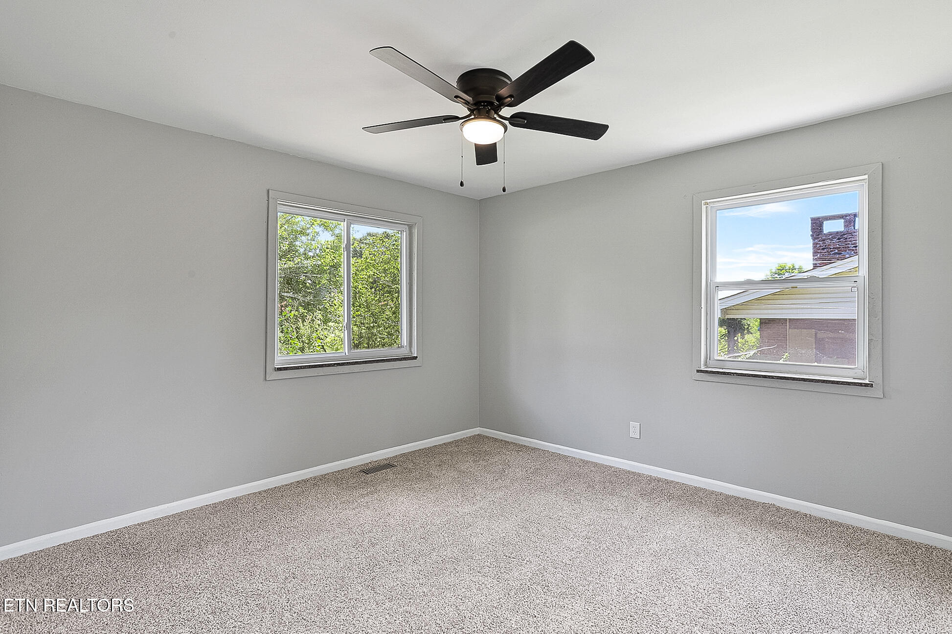1719 Woodhaven Drive Knoxville TN 37914
