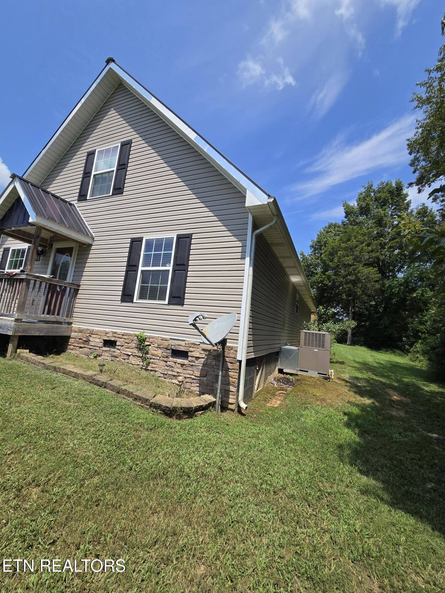 2049 Highway 322 E Sweetwater TN 37874