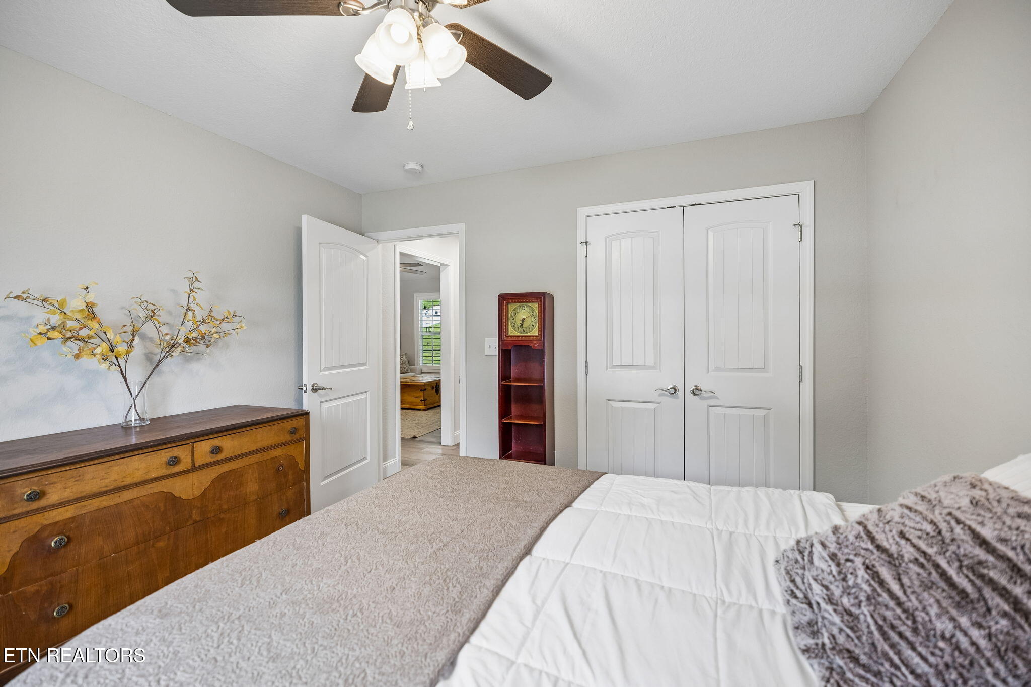 120 Breezewood Circle Clinton TN 37716