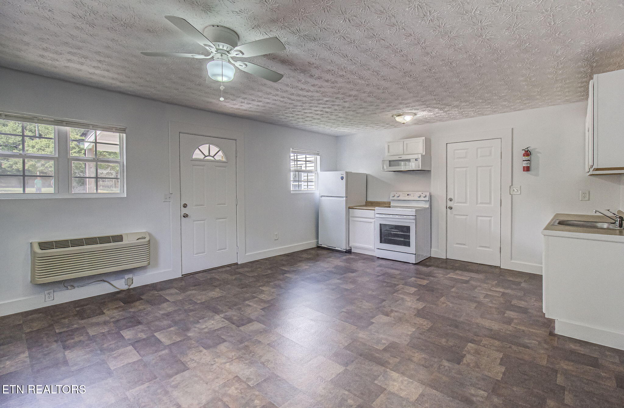 328 Cedar Avenue Knoxville TN 37917