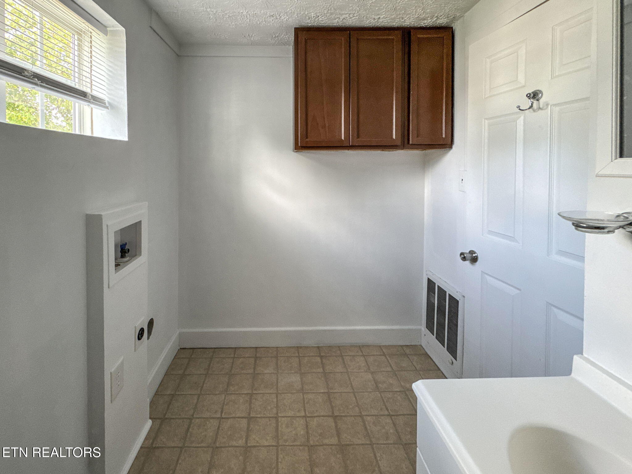 328 Cedar Avenue Knoxville TN 37917