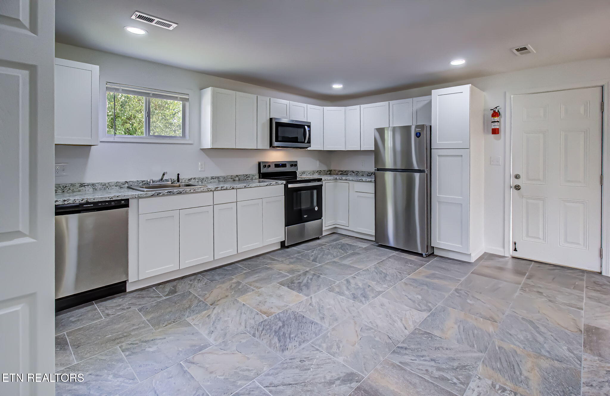 328 Cedar Avenue Knoxville TN 37917