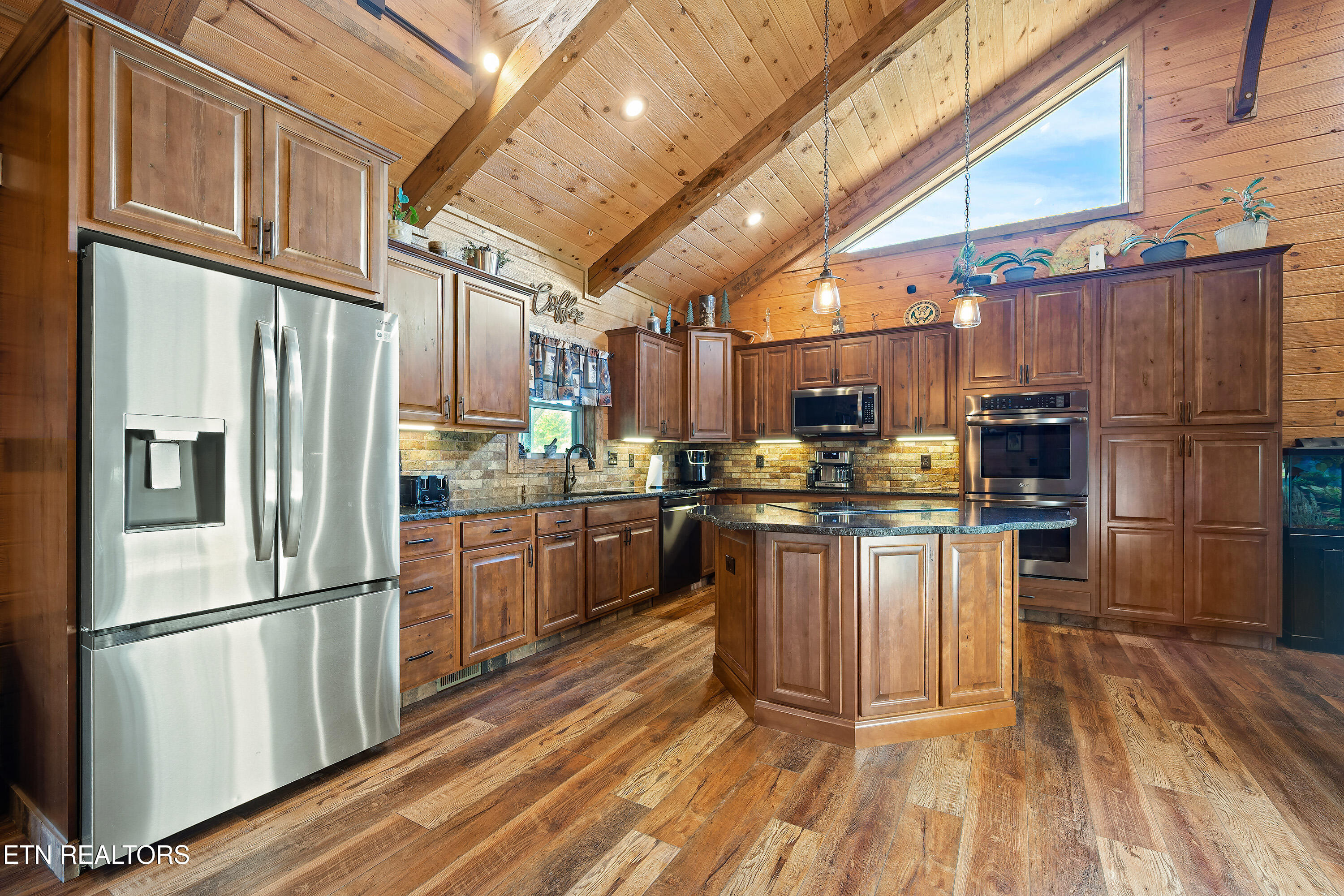 971 Critter Mountain Way Newport TN 37821