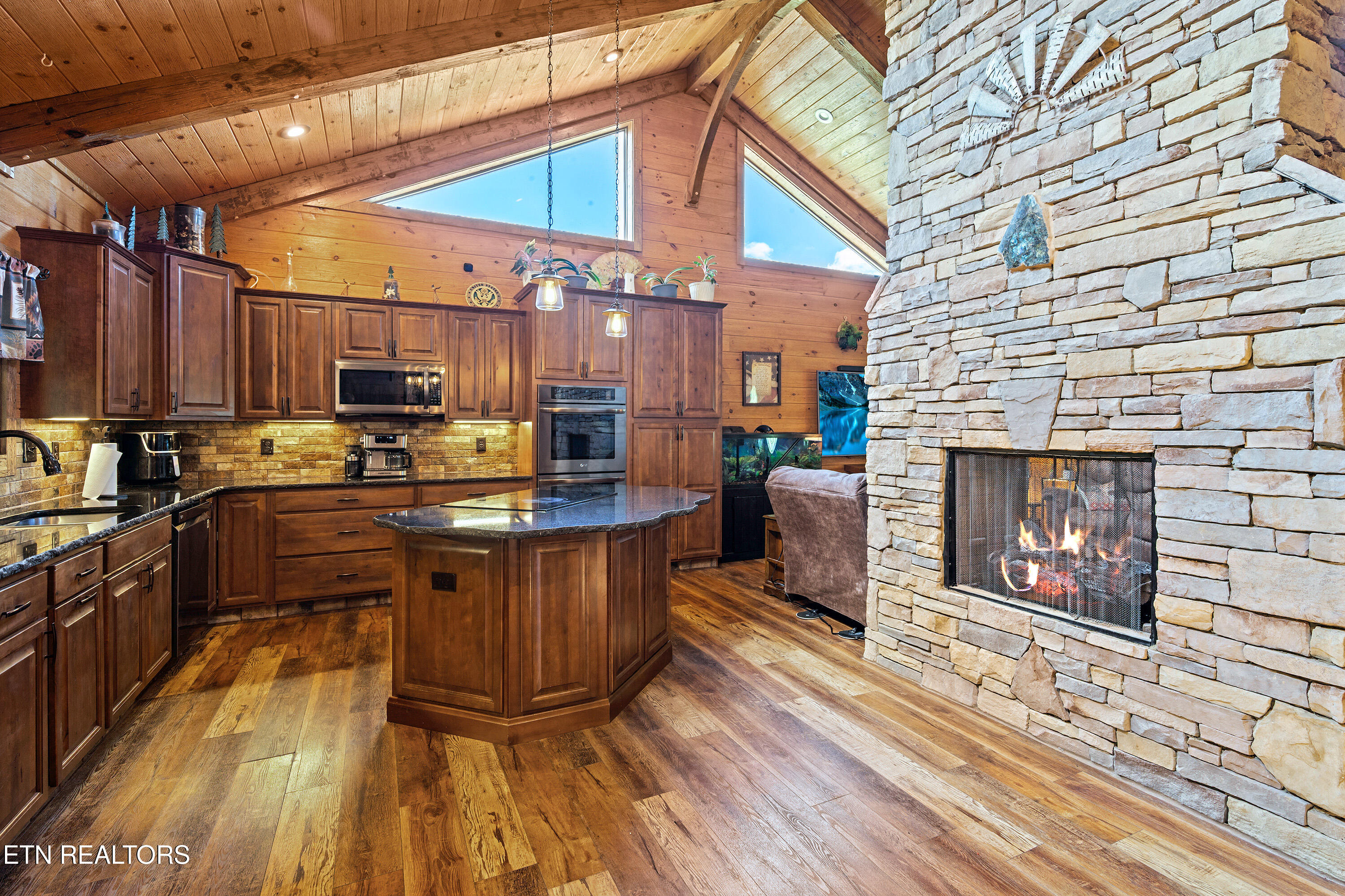 971 Critter Mountain Way Newport TN 37821