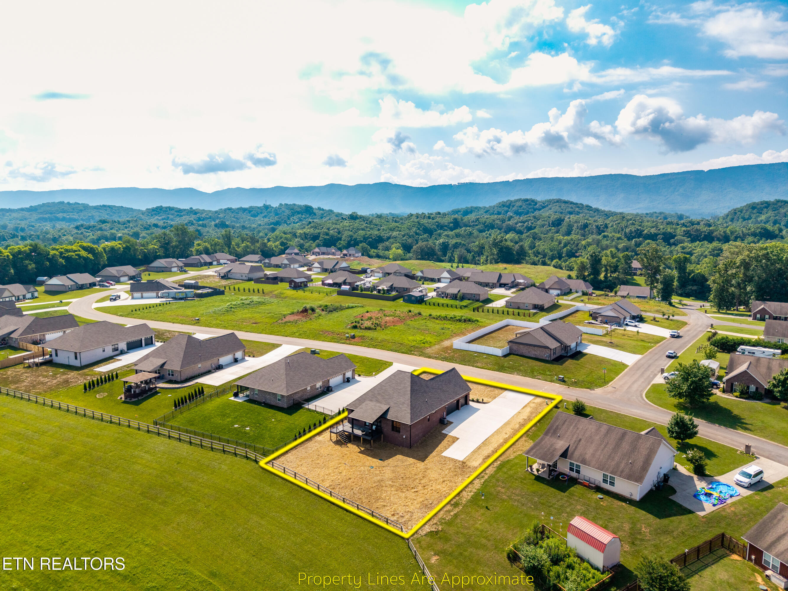 2038 Griffitts Mill Circle Maryville TN 37803