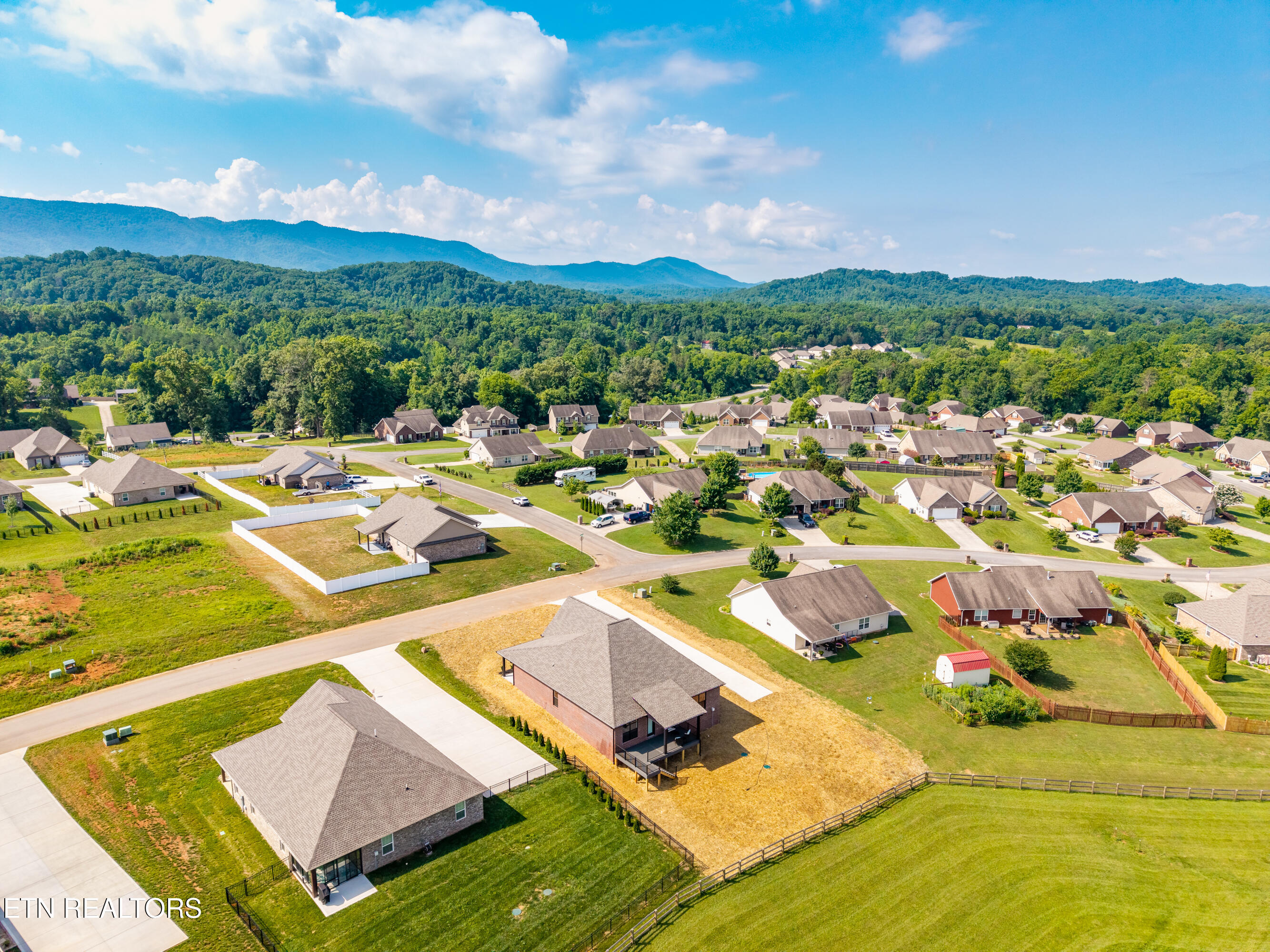2038 Griffitts Mill Circle Maryville TN 37803
