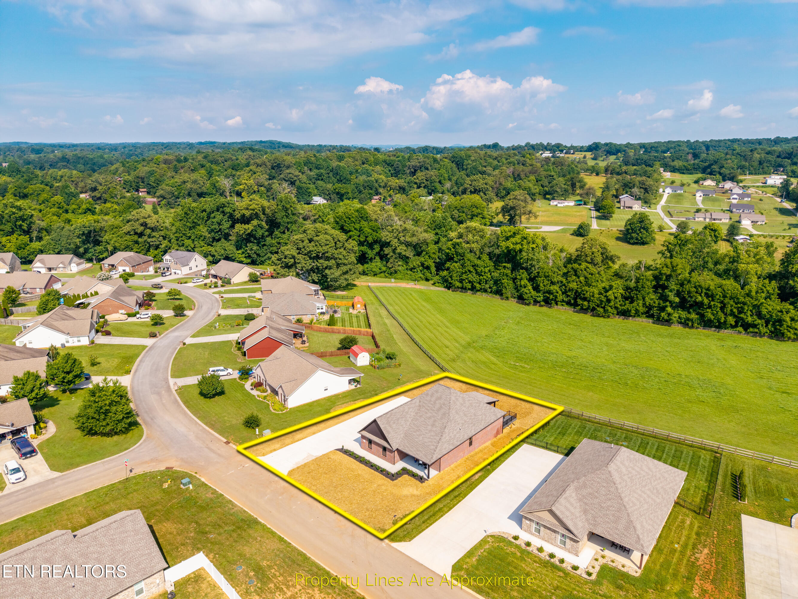 2038 Griffitts Mill Circle Maryville TN 37803