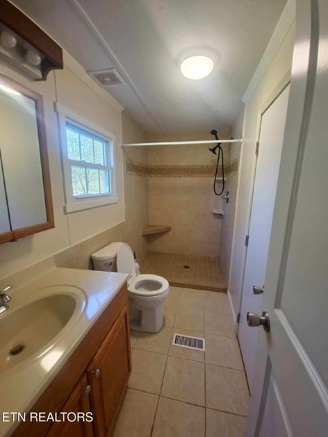 43 Cedar Lane Crab Orchard TN 37723