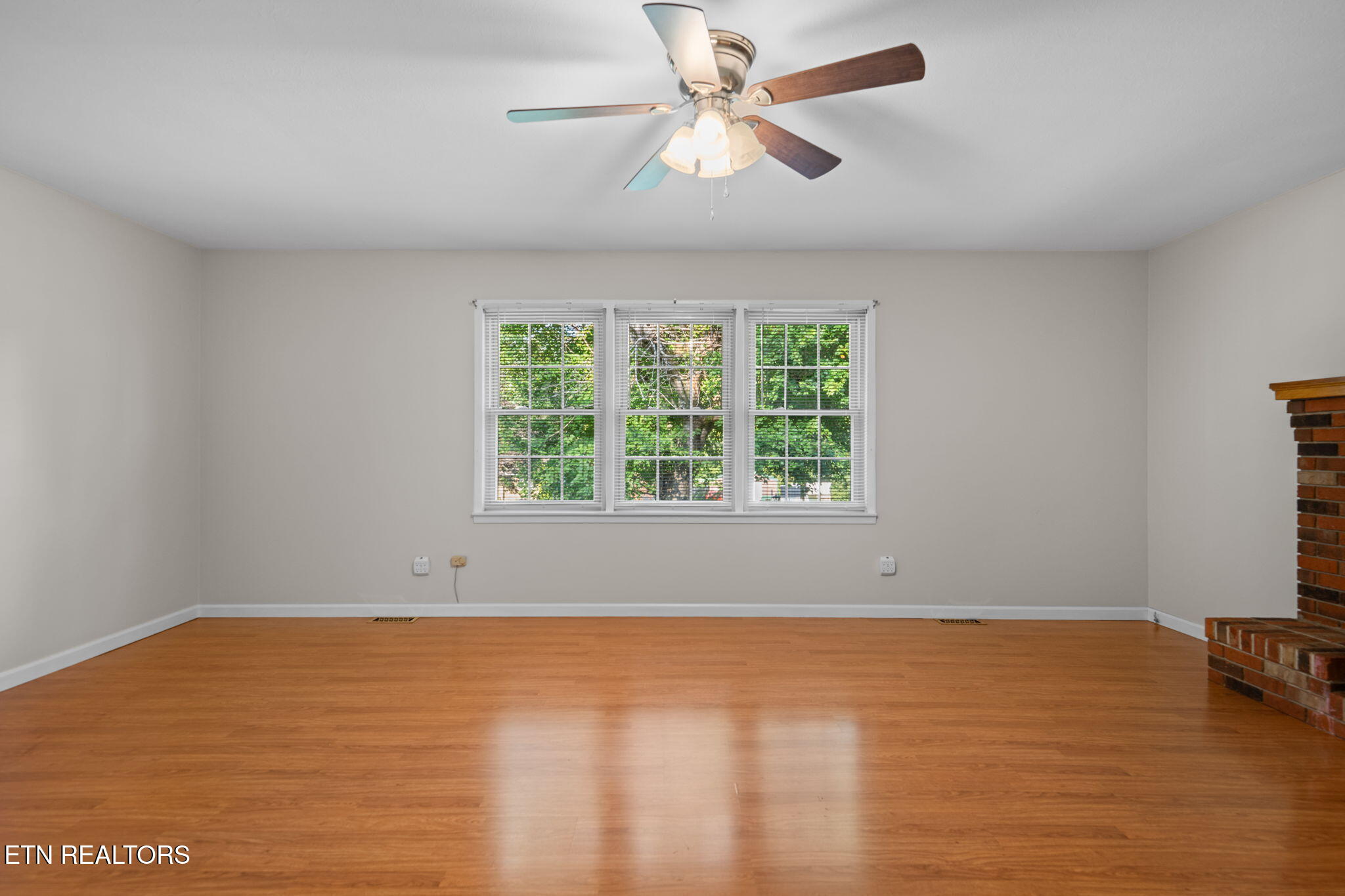 130 Carden Lane Rocky Top TN 37769