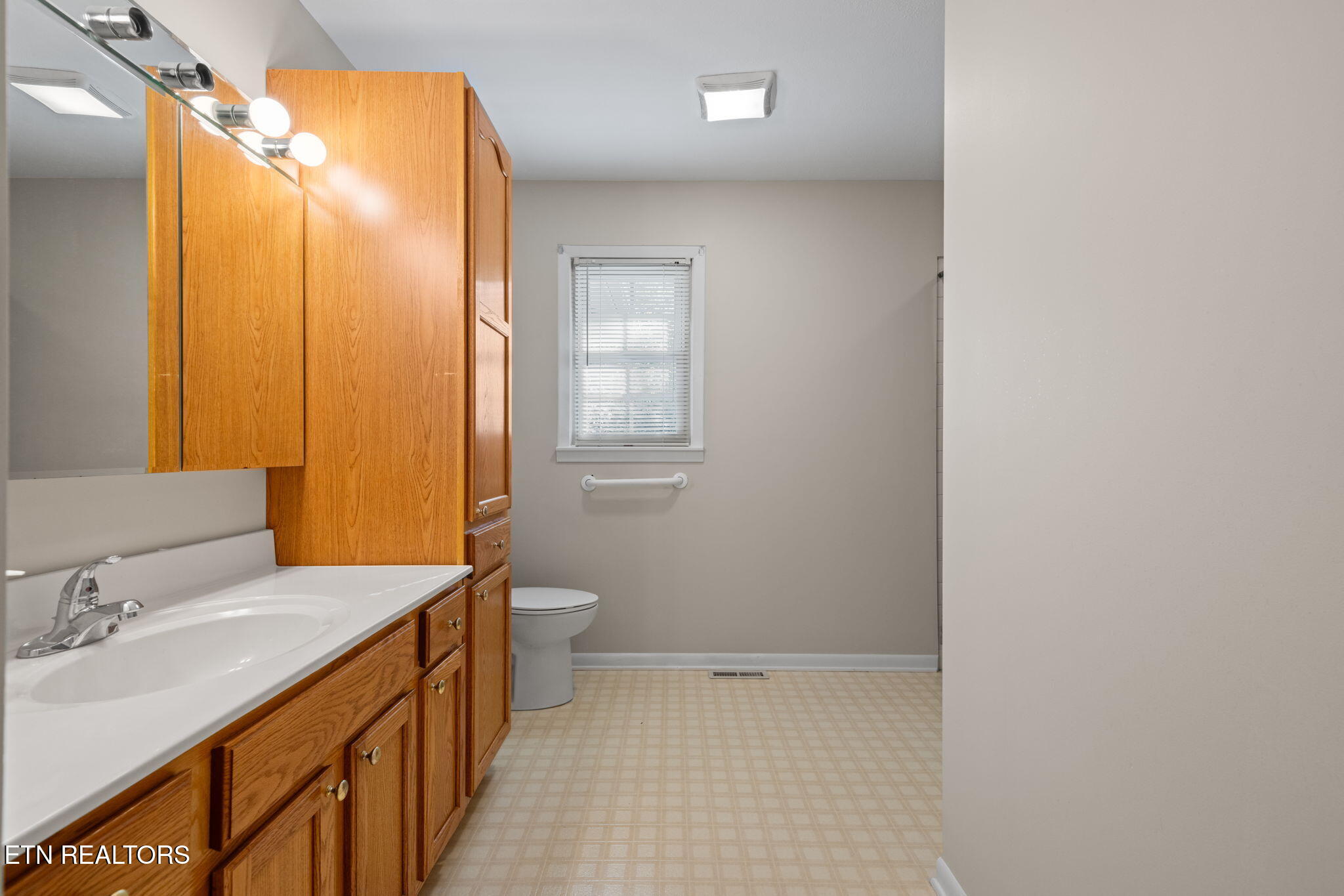 130 Carden Lane Rocky Top TN 37769