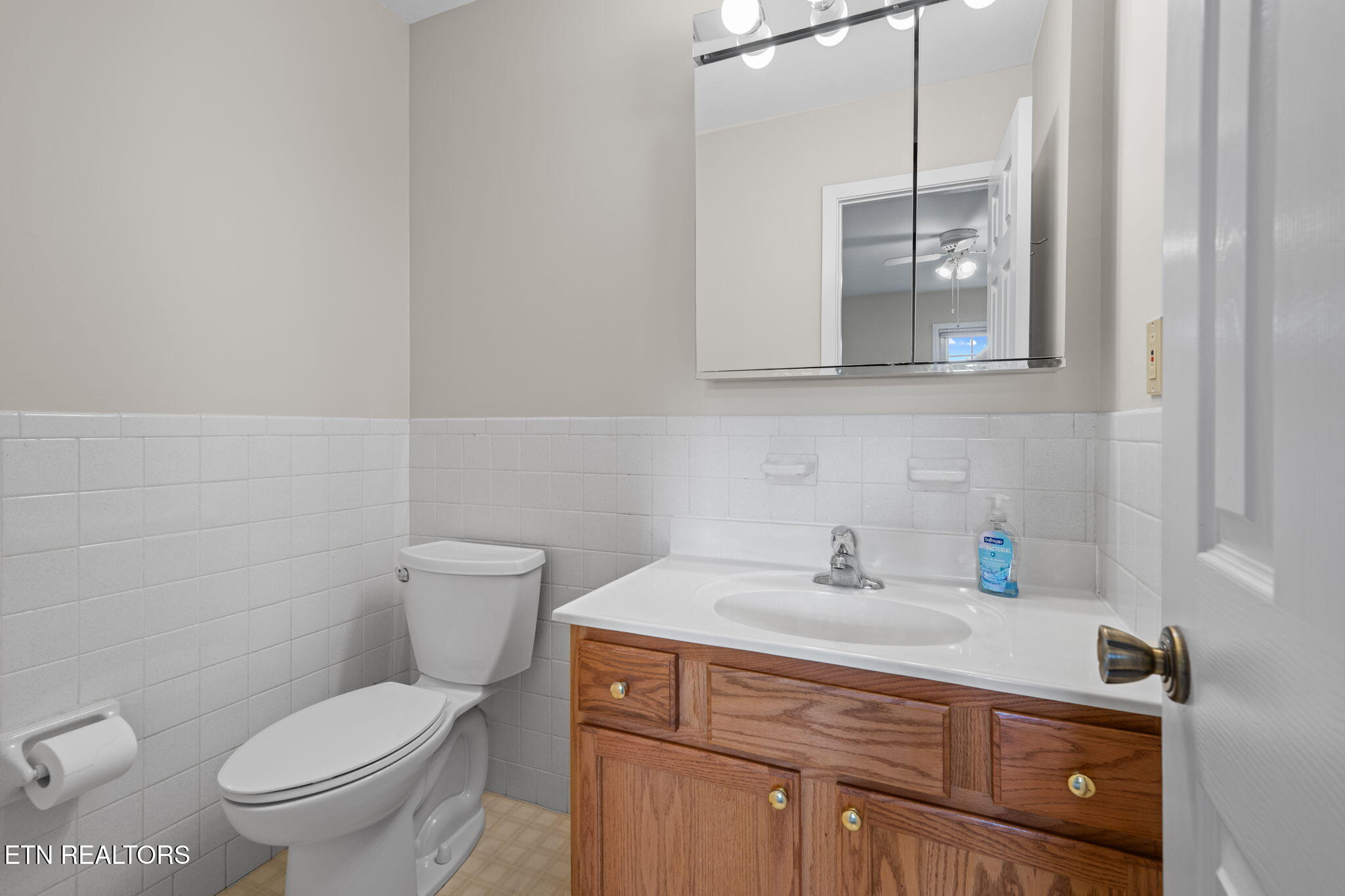 130 Carden Lane Rocky Top TN 37769