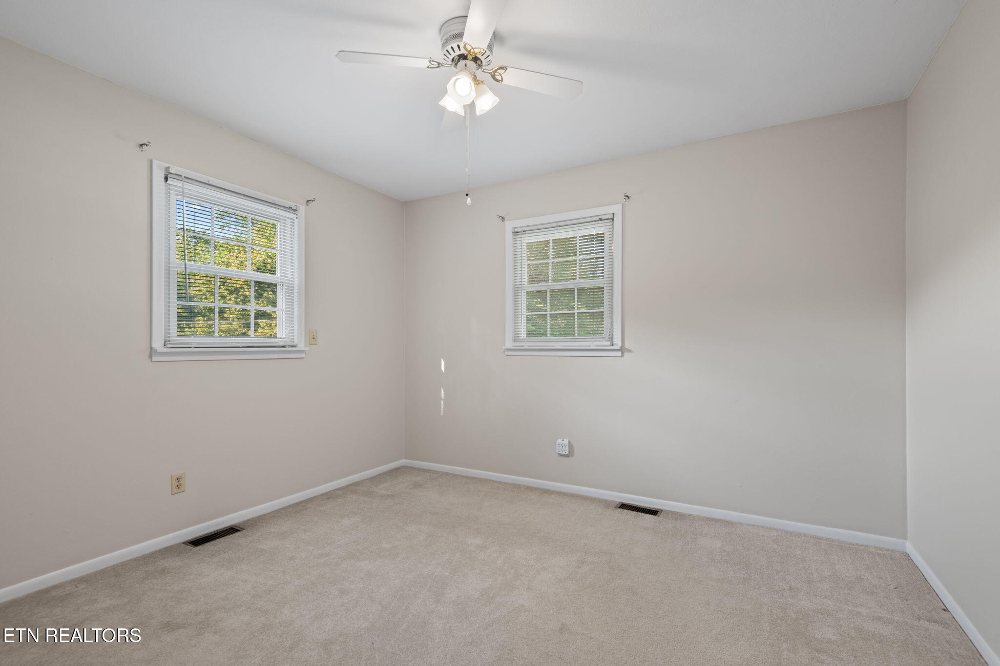130 Carden Lane Rocky Top TN 37769