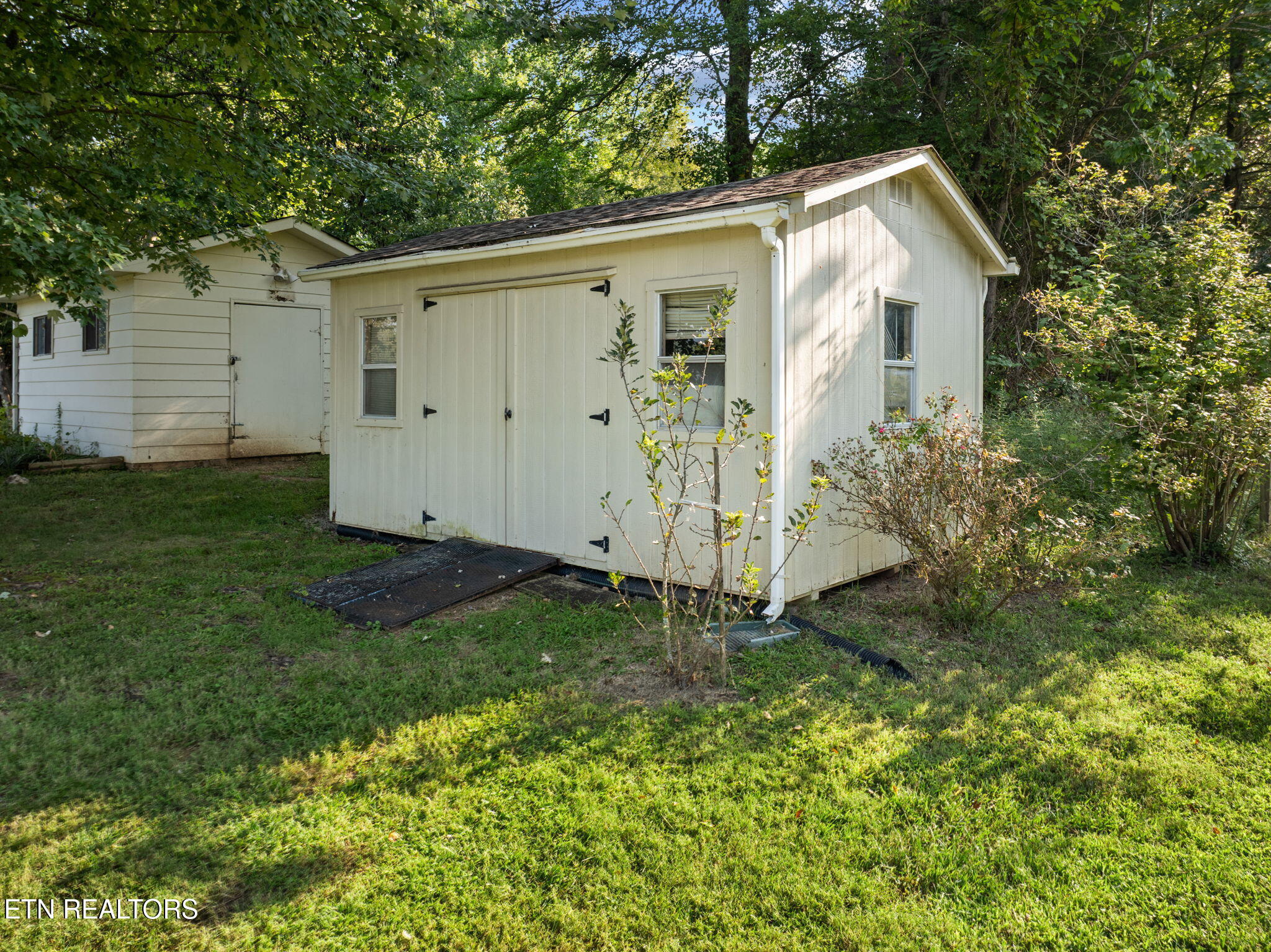 130 Carden Lane Rocky Top TN 37769