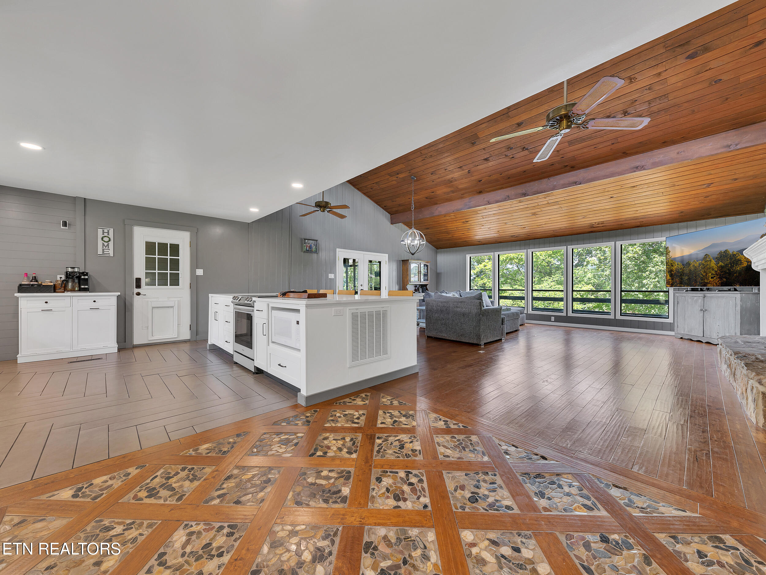 7514 Rivertrace Boulevard Knoxville TN 37920