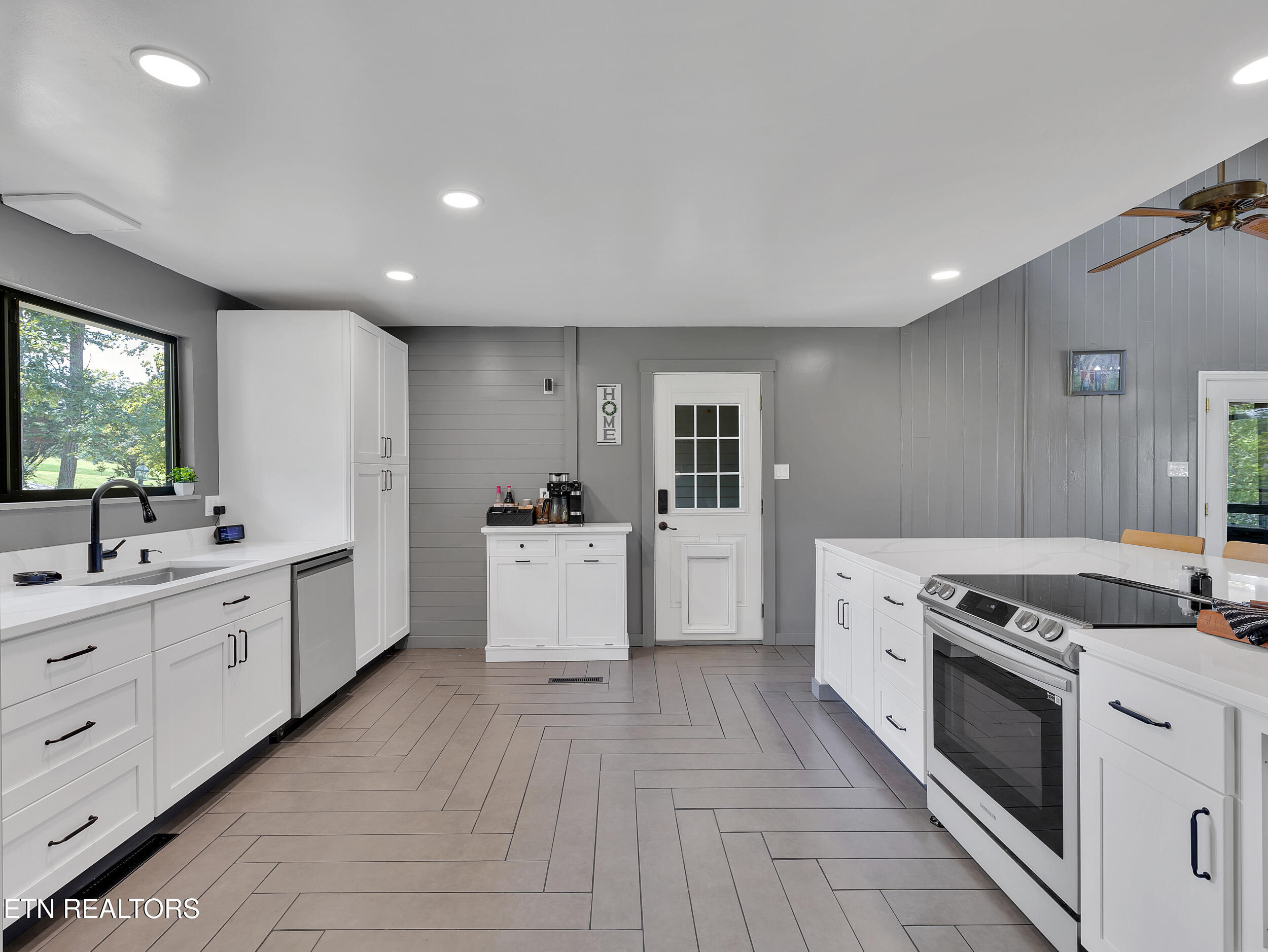 7514 Rivertrace Boulevard Knoxville TN 37920