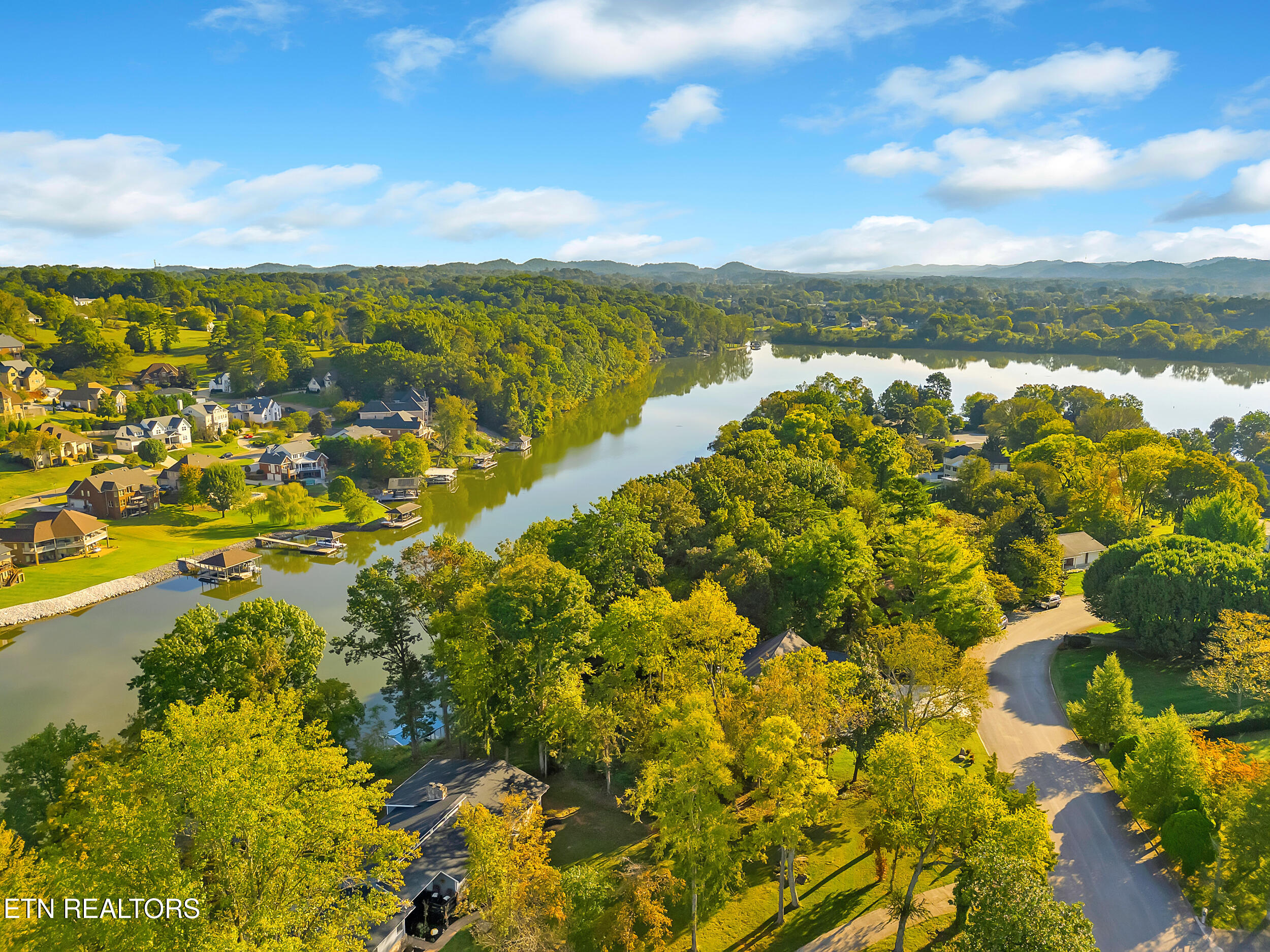 7514 Rivertrace Boulevard Knoxville TN 37920