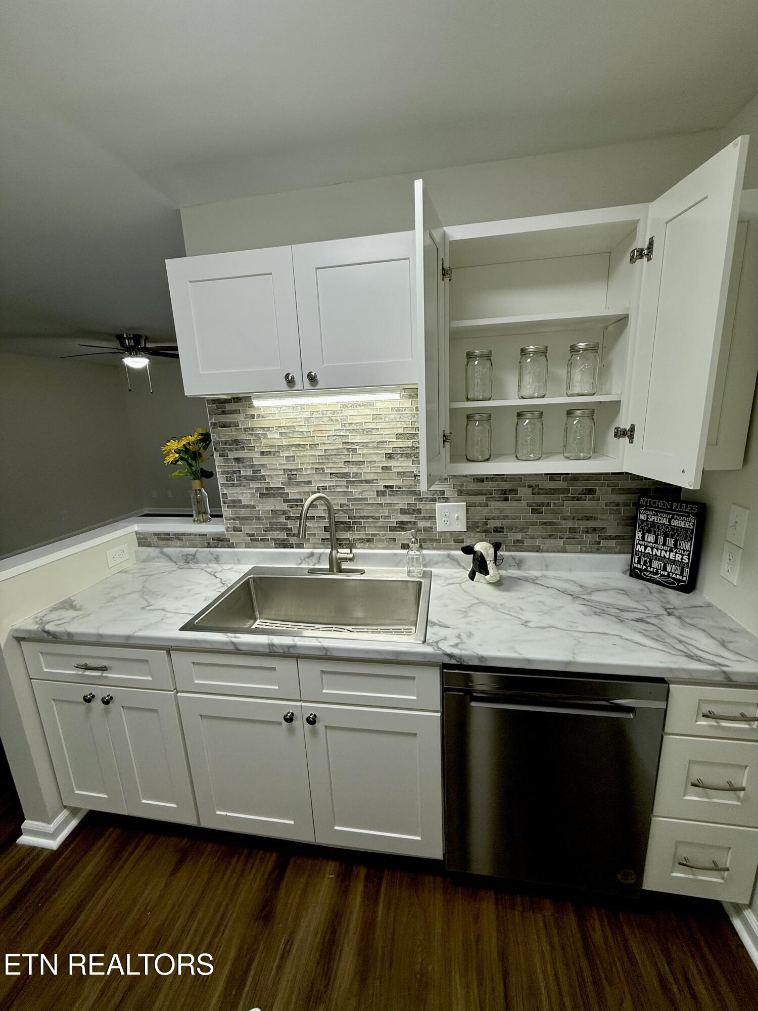 2036 Countryhill Lane Knoxville TN 37923