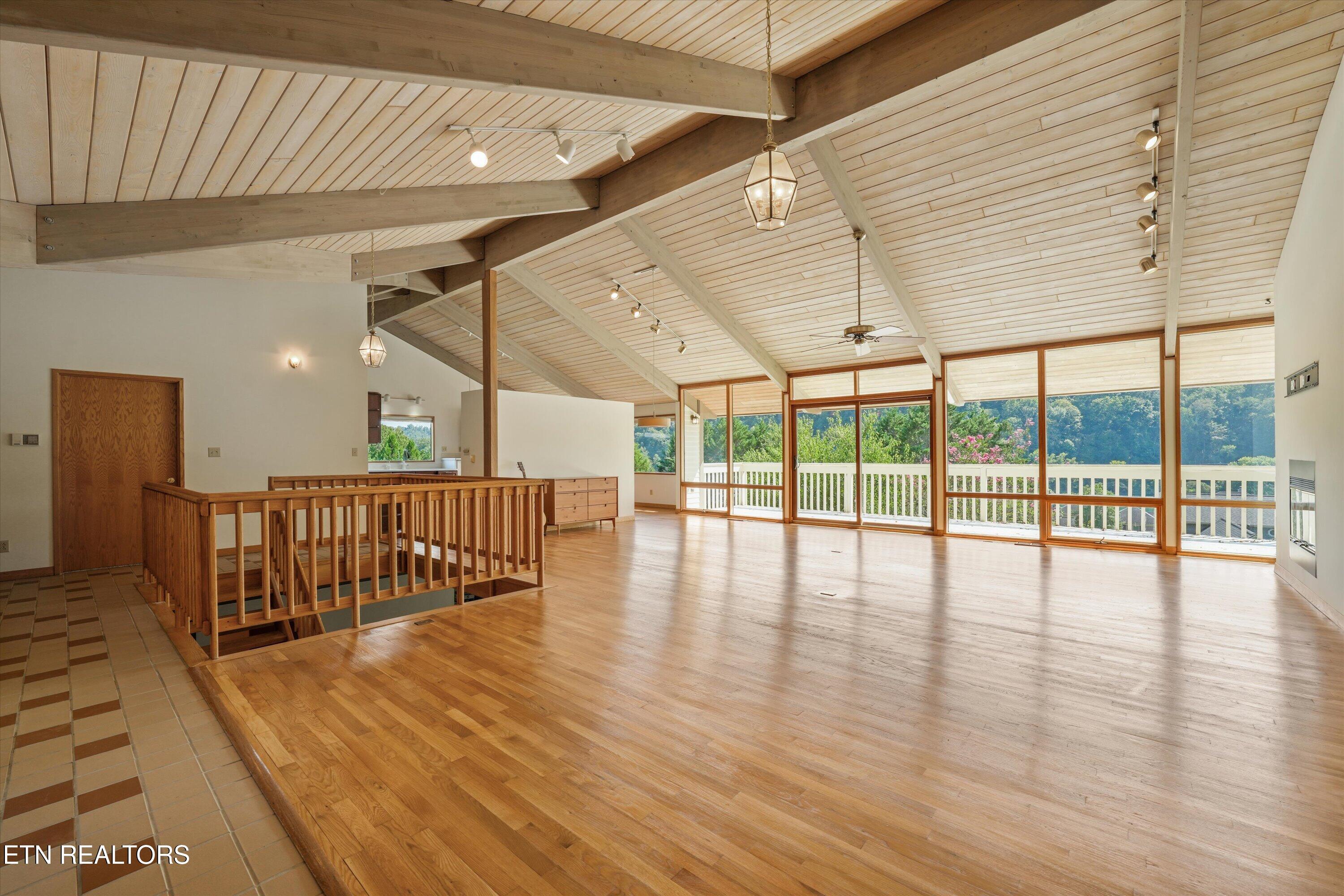 109 Lakeview Place Clinton TN 37716