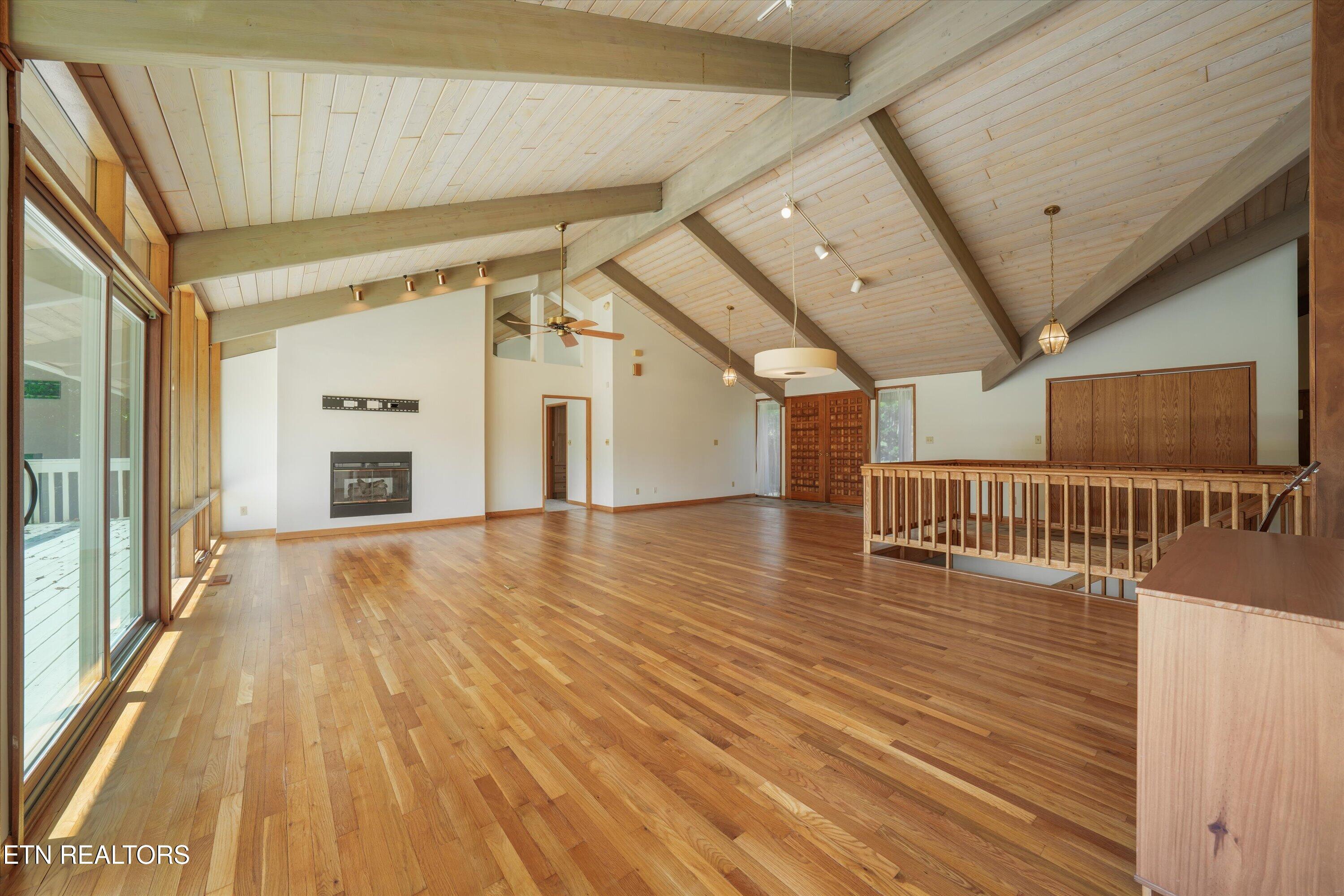 109 Lakeview Place Clinton TN 37716