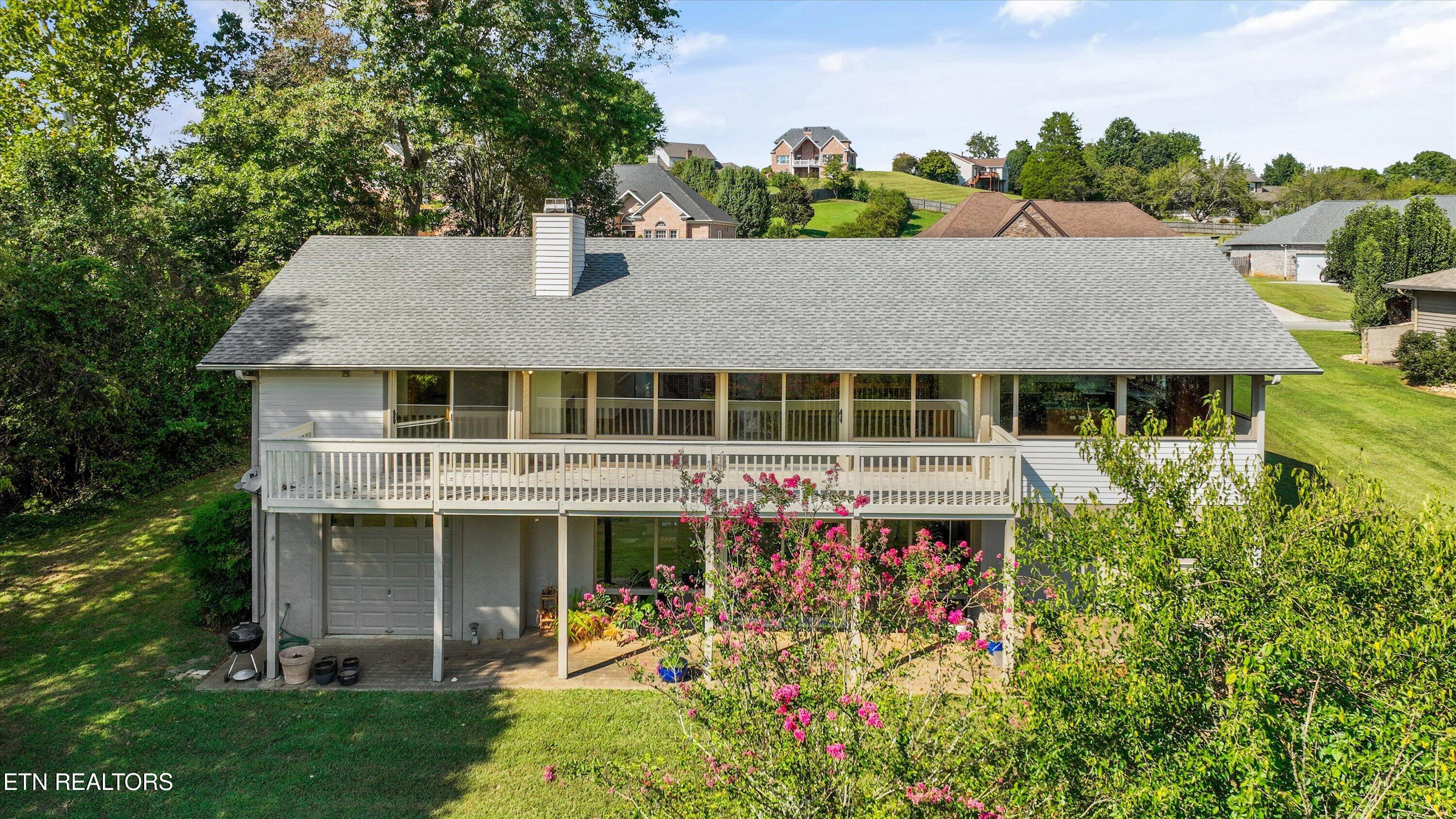 109 Lakeview Place Clinton TN 37716
