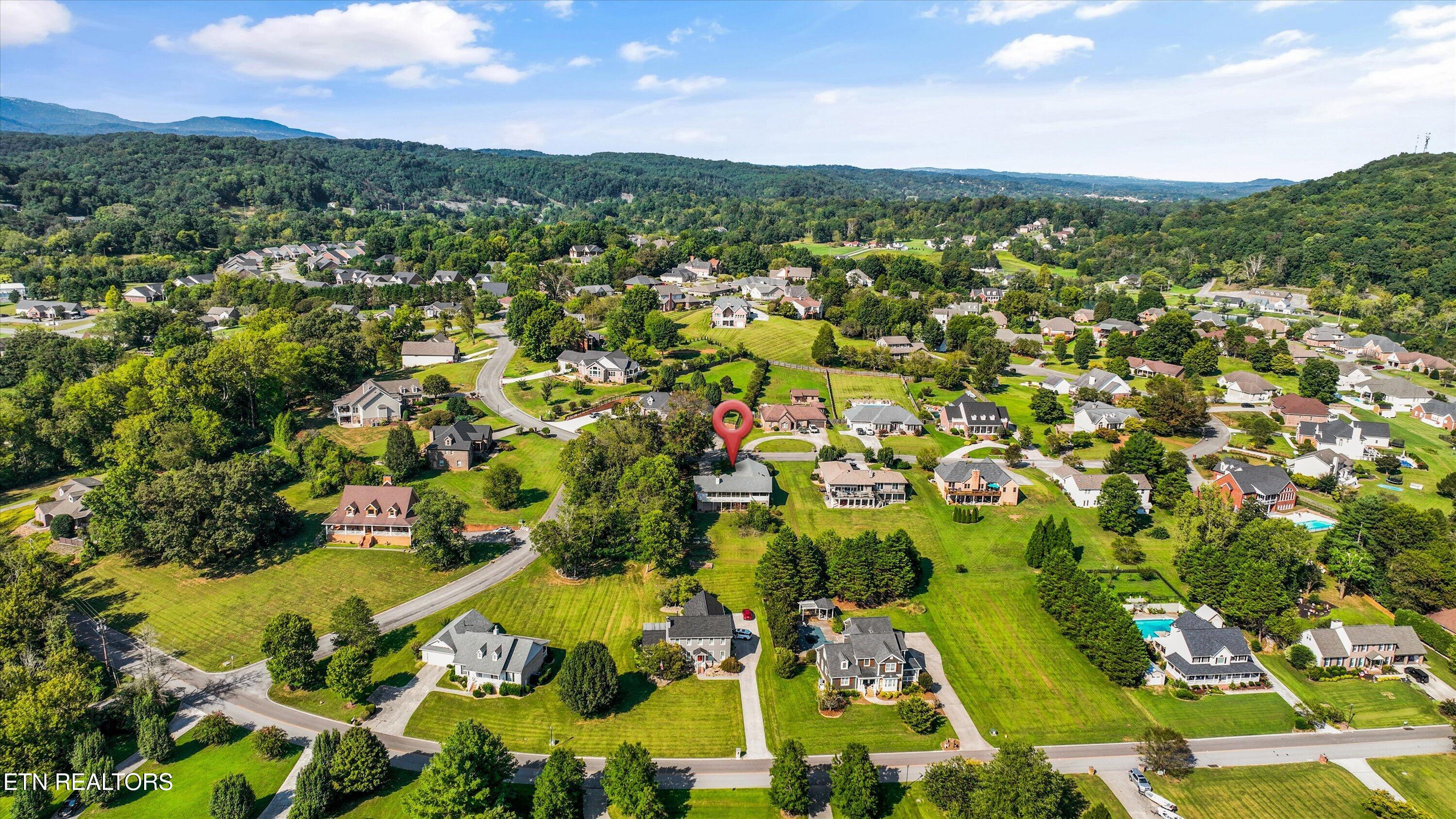 109 Lakeview Place Clinton TN 37716