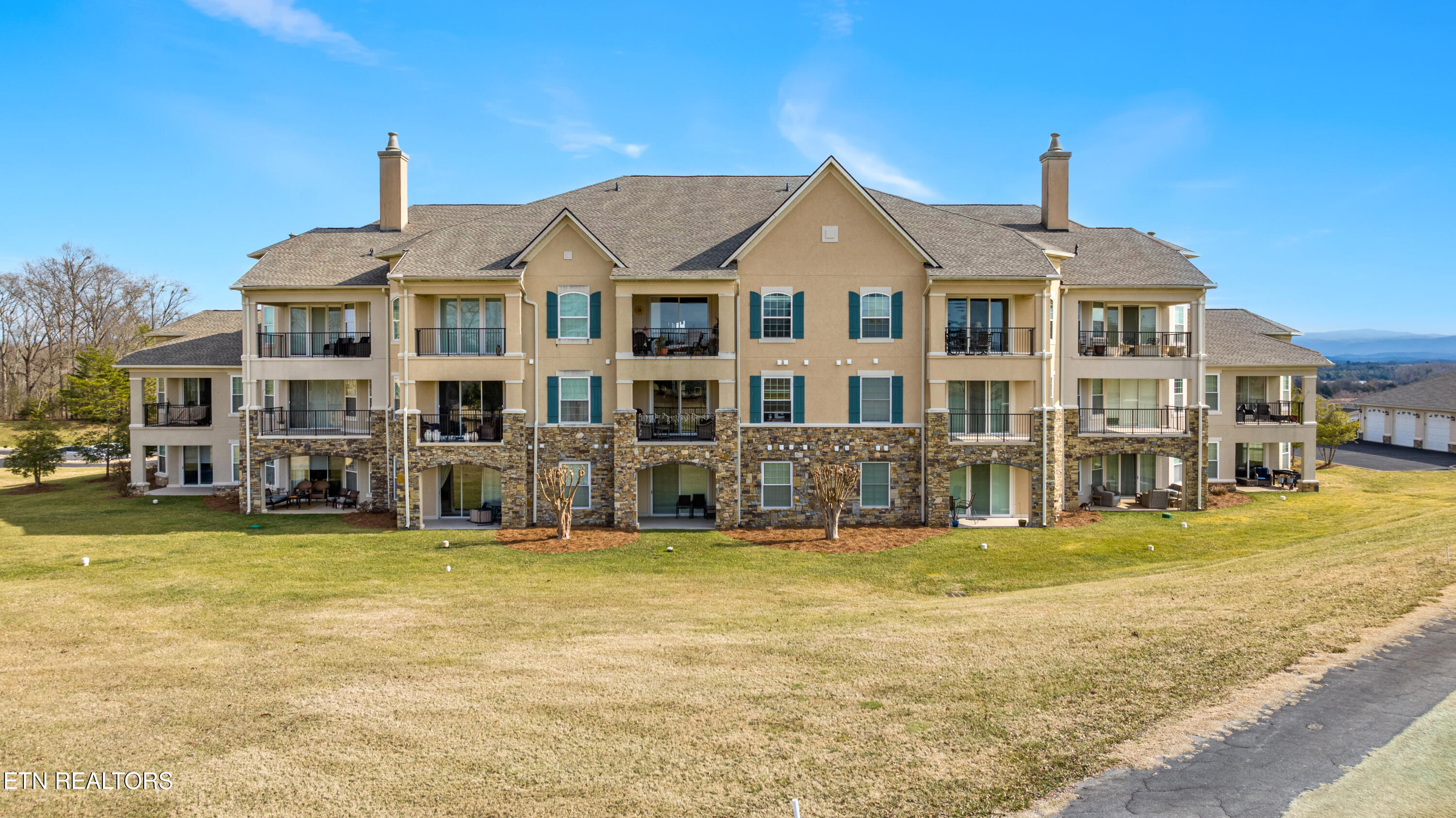 555 Rarity Bay Parkway Vonore TN 37885