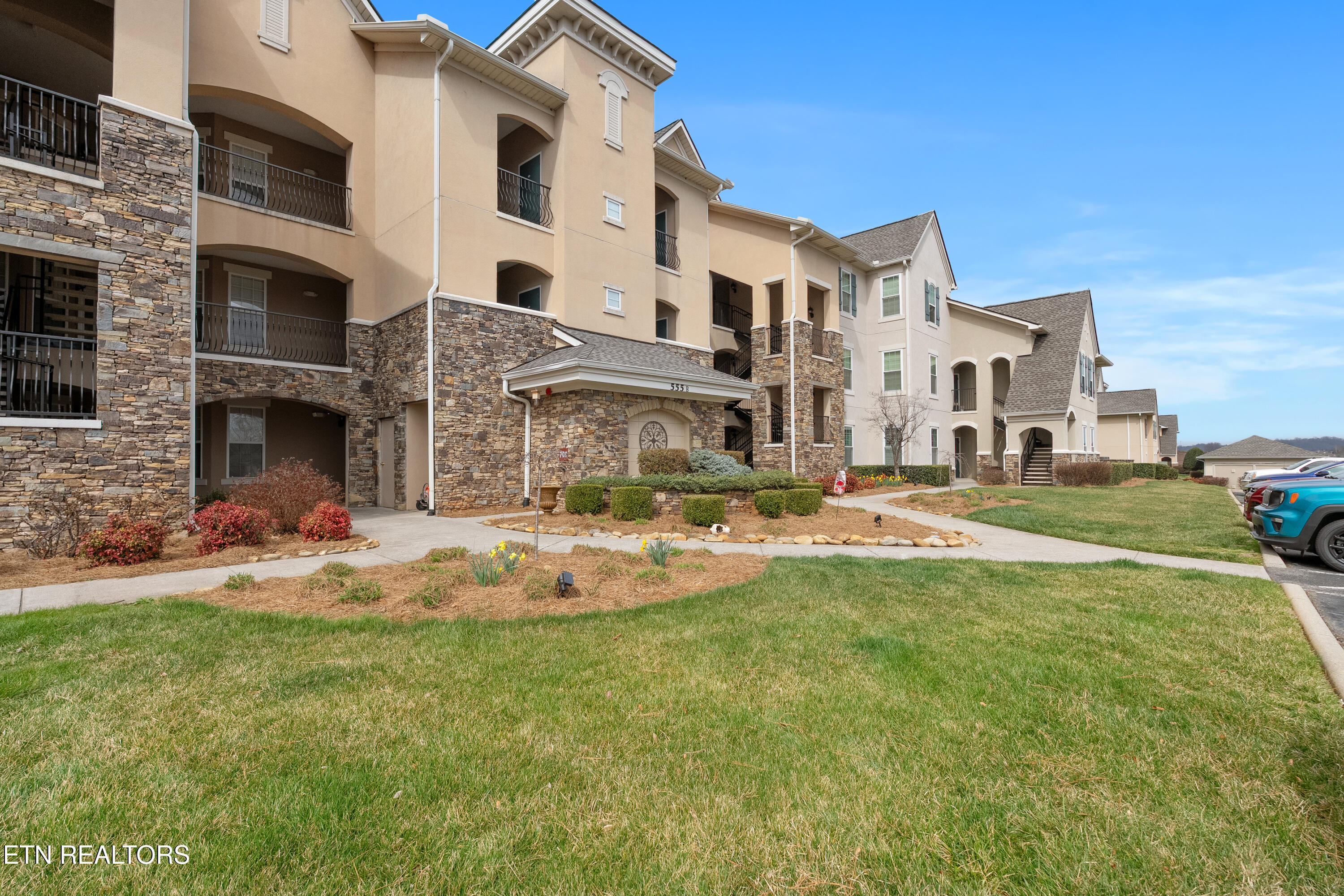 555 Rarity Bay Parkway Vonore TN 37885