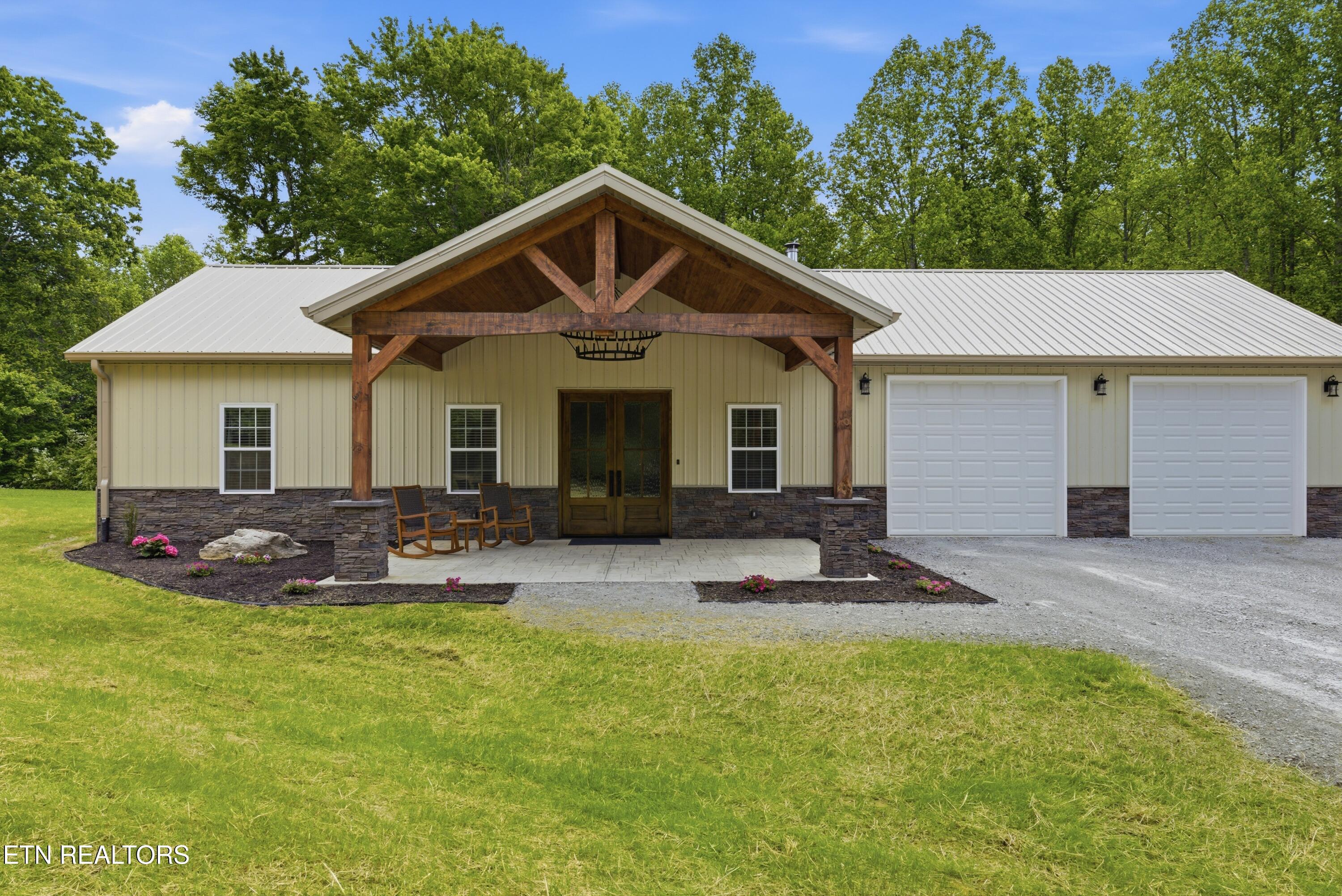111 Eagle Point Road Oakdale TN 37829