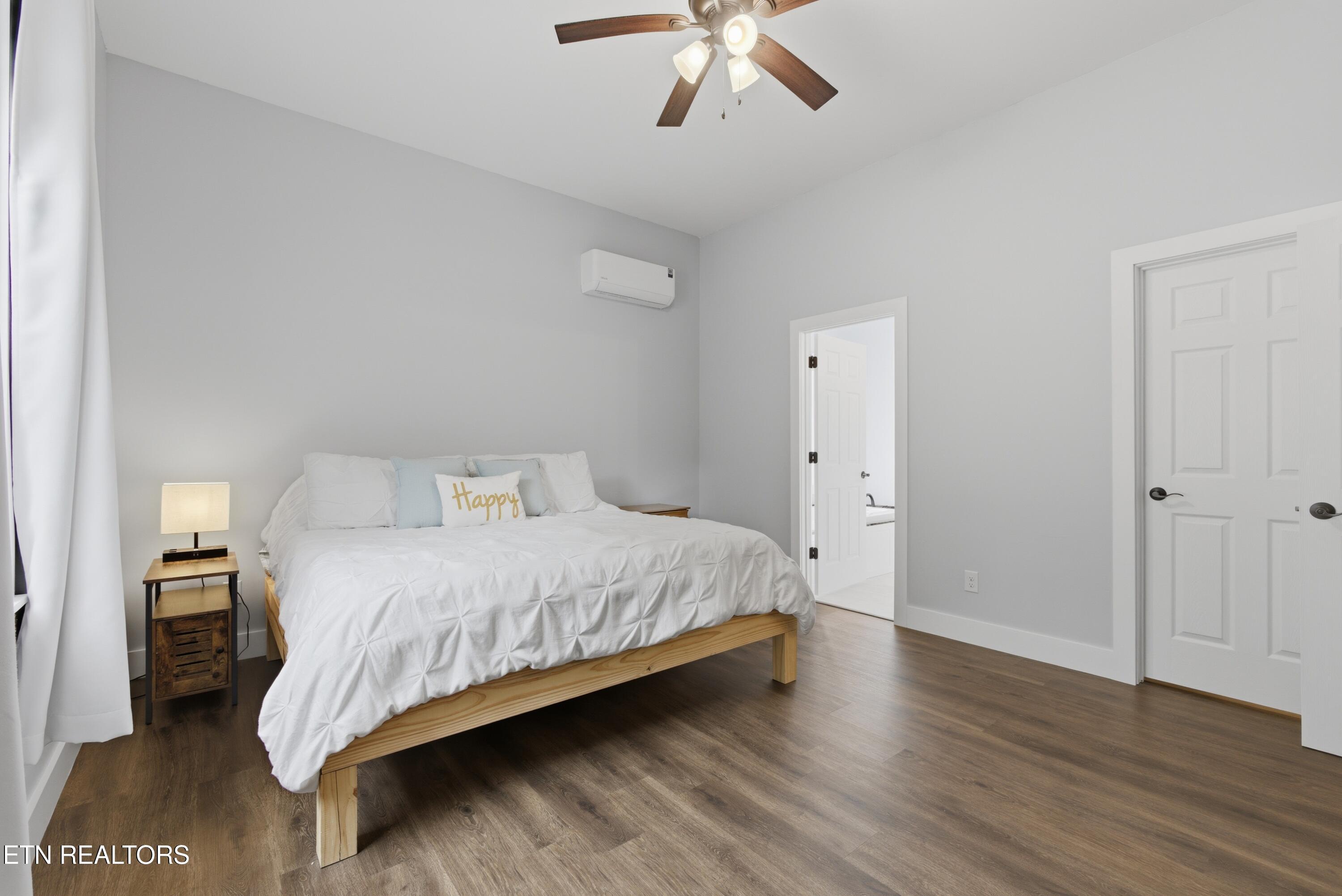 111 Eagle Point Road Oakdale TN 37829