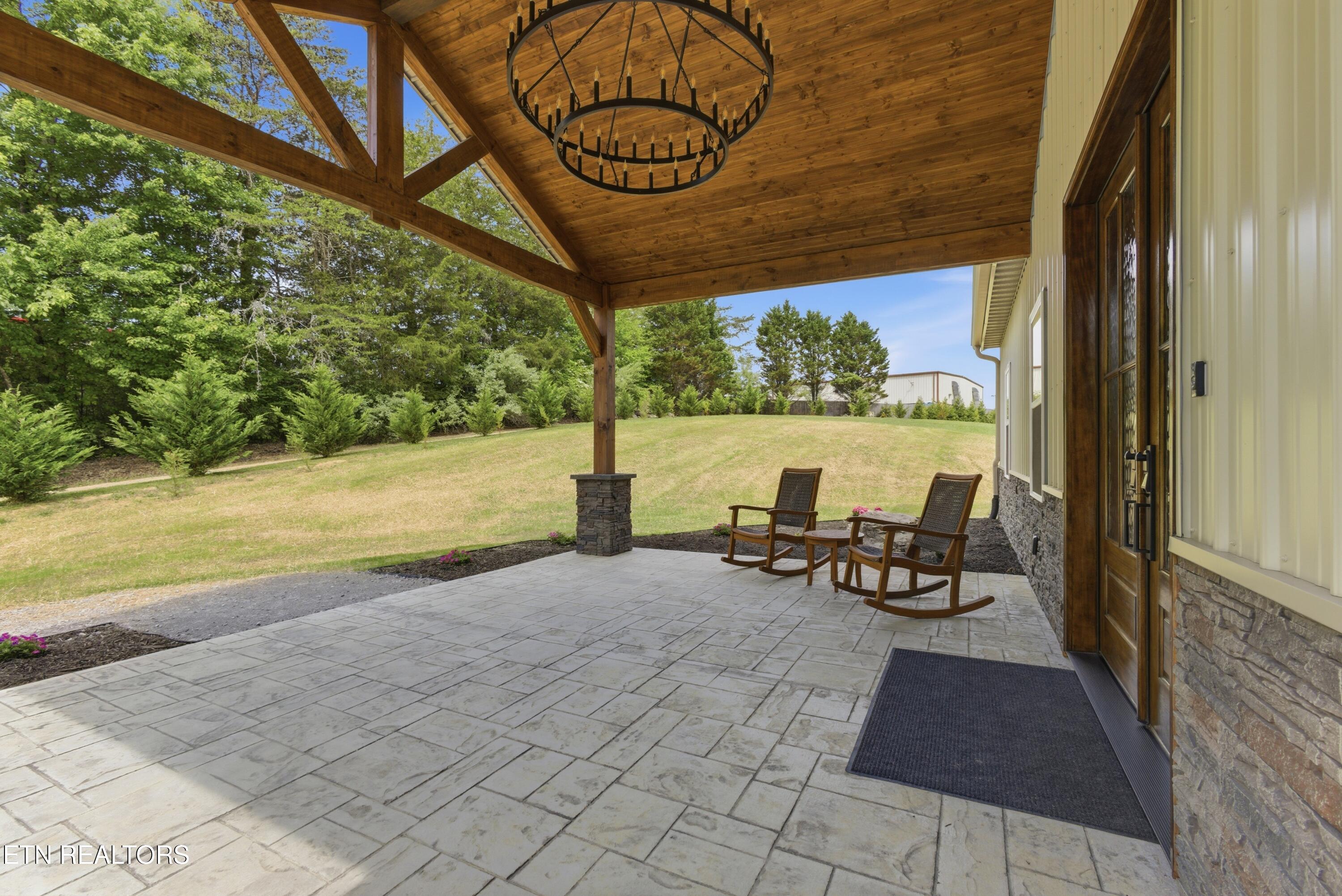 111 Eagle Point Road Oakdale TN 37829