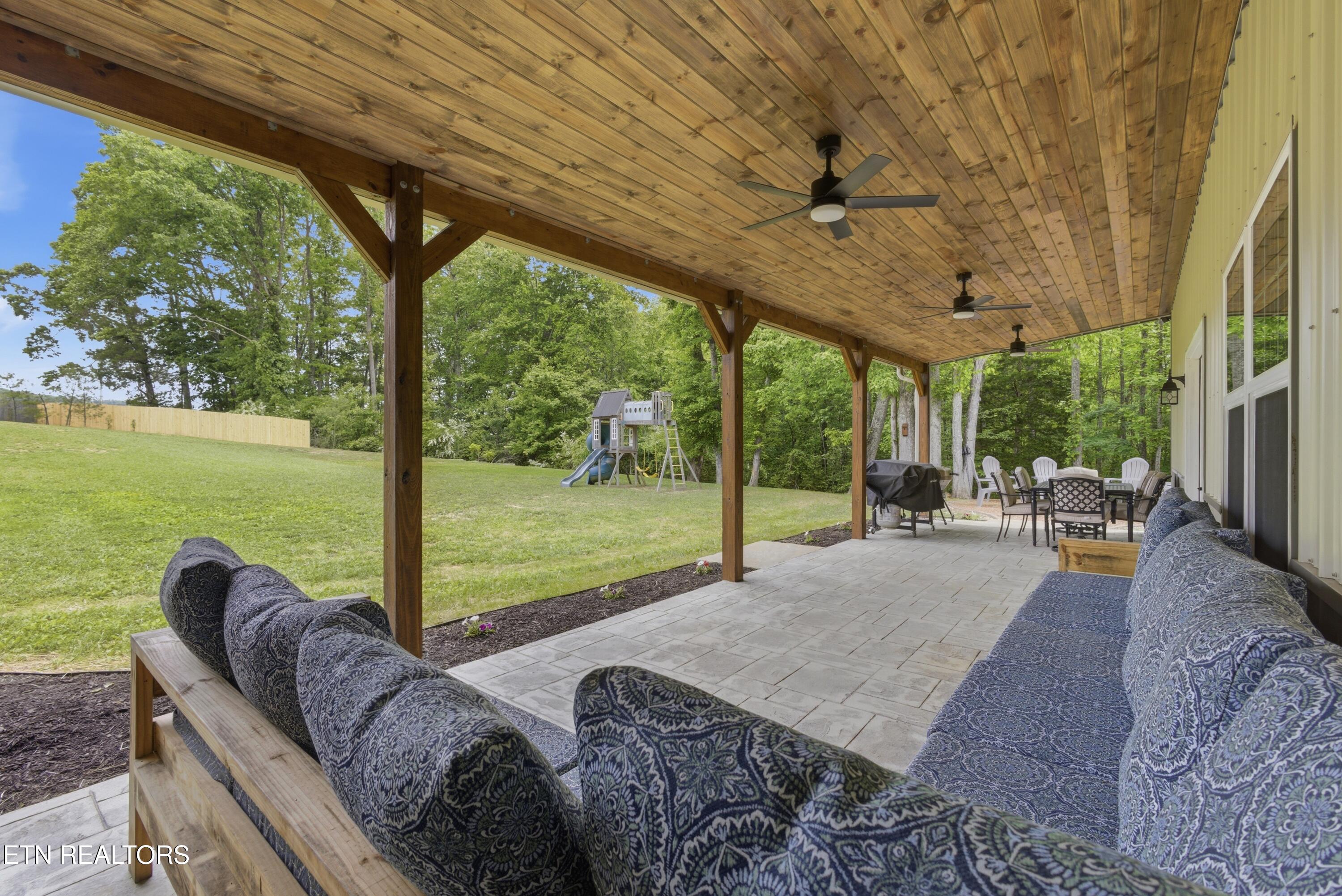 111 Eagle Point Road Oakdale TN 37829