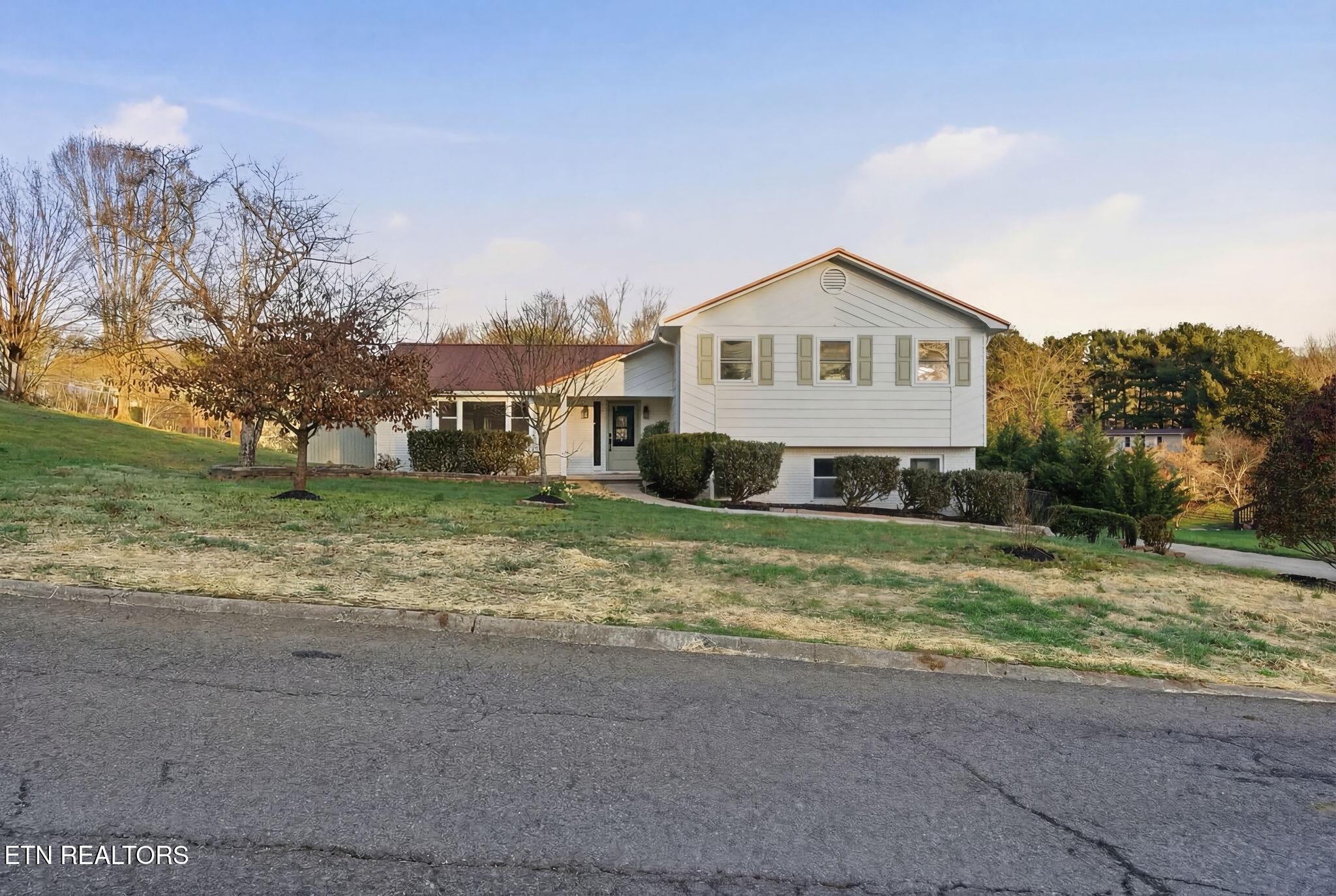 2085 Seven Oaks Drive Morristown TN 37814