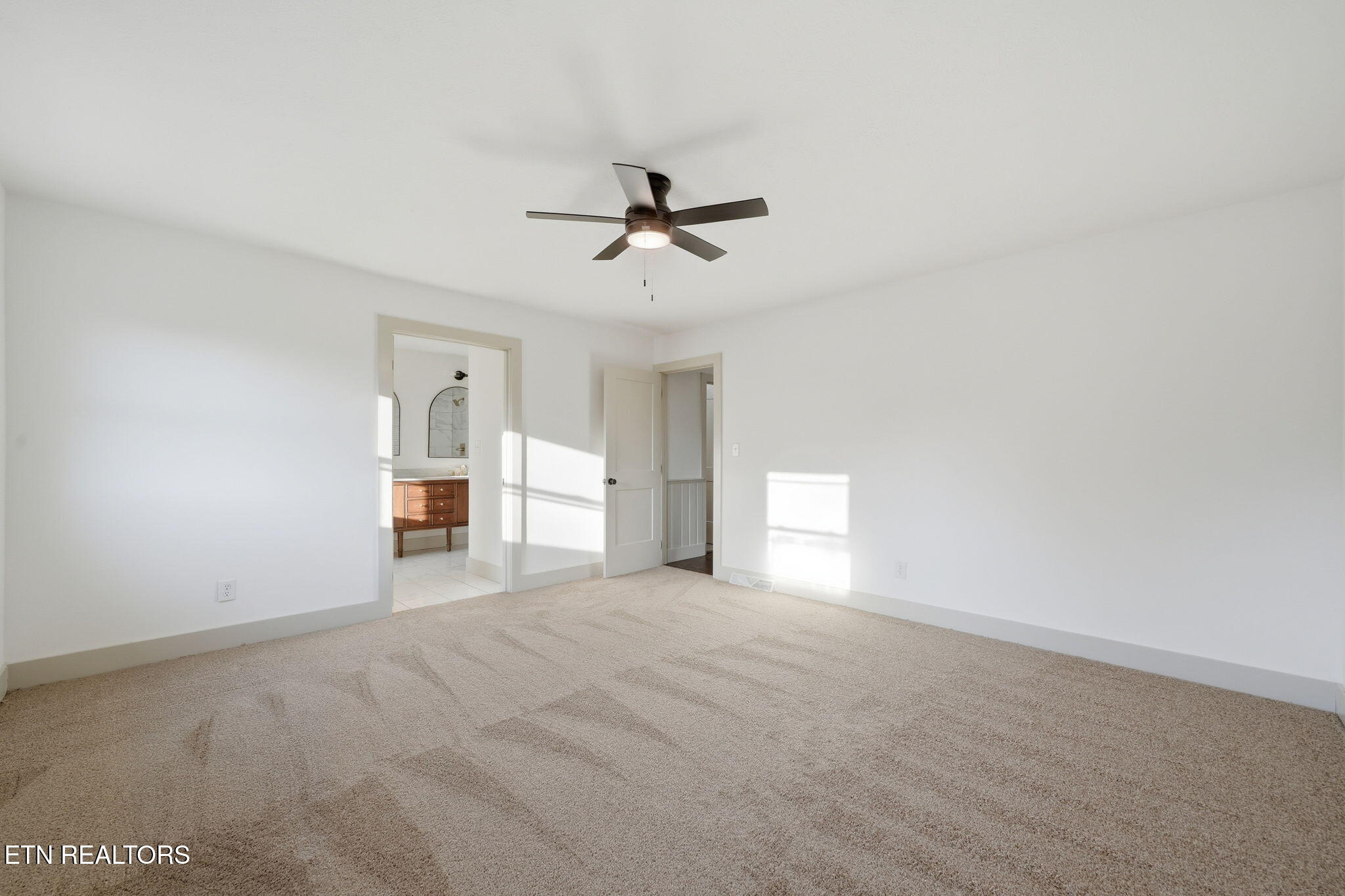 2085 Seven Oaks Drive Morristown TN 37814