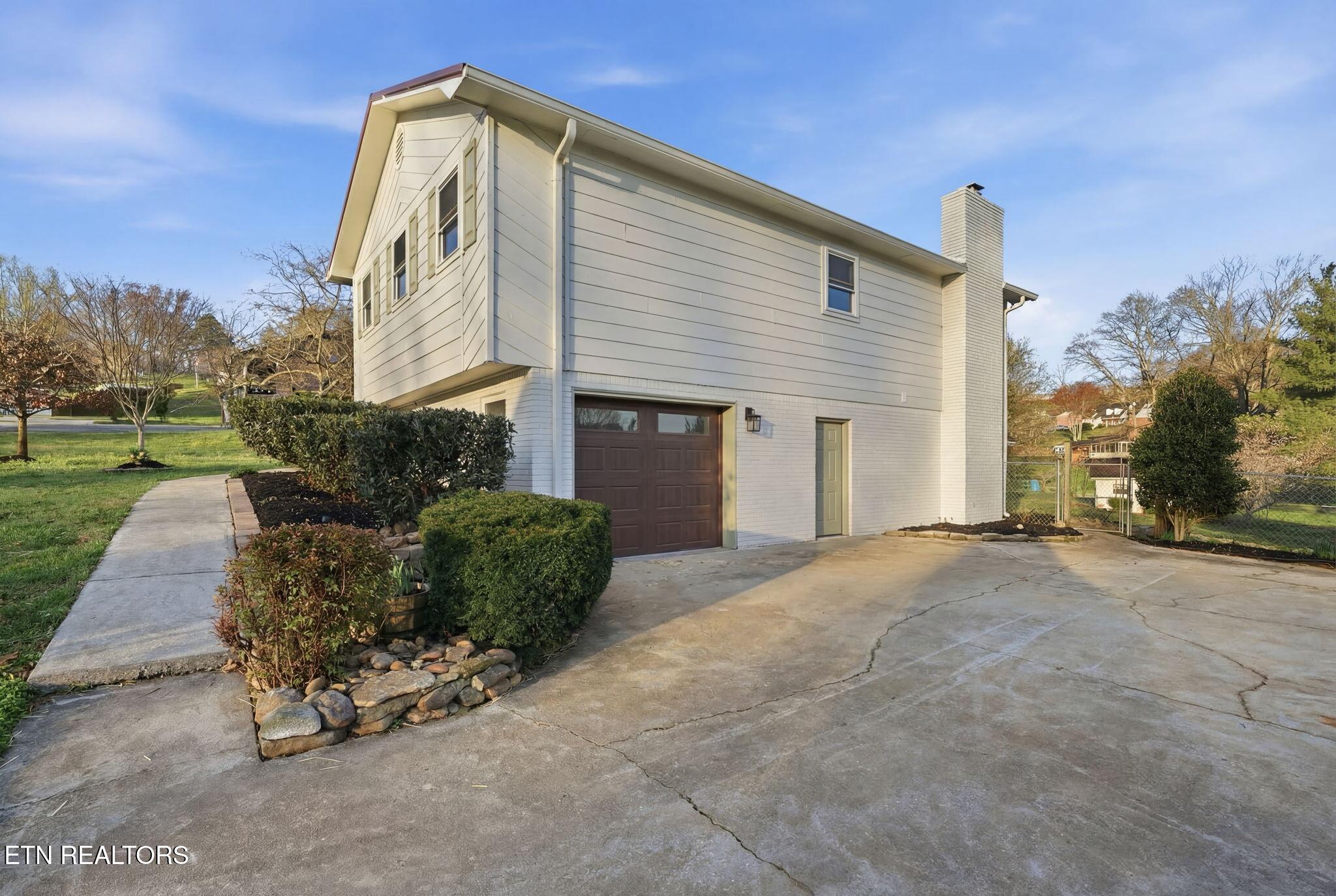 2085 Seven Oaks Drive Morristown TN 37814
