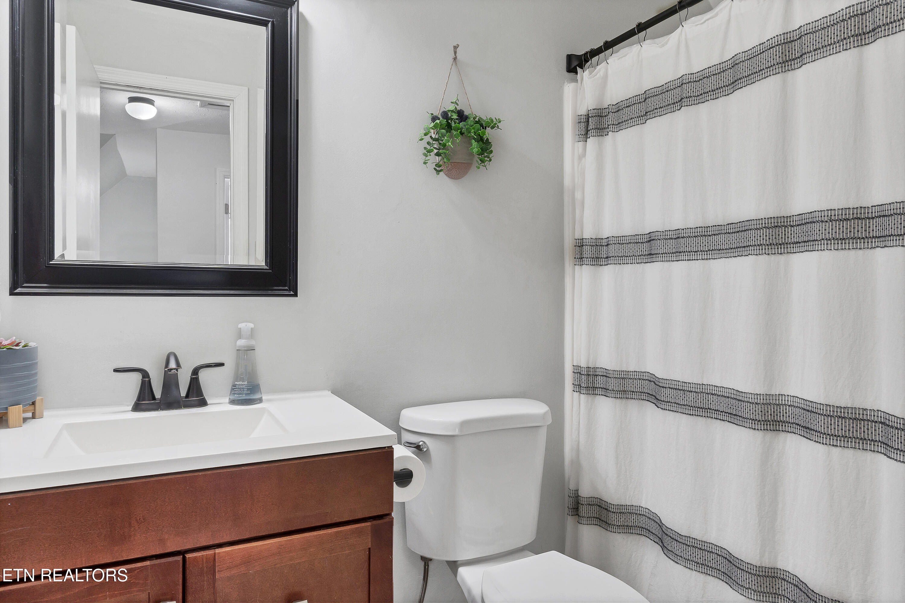 1508 Rhododendron Court Knoxville TN 37931