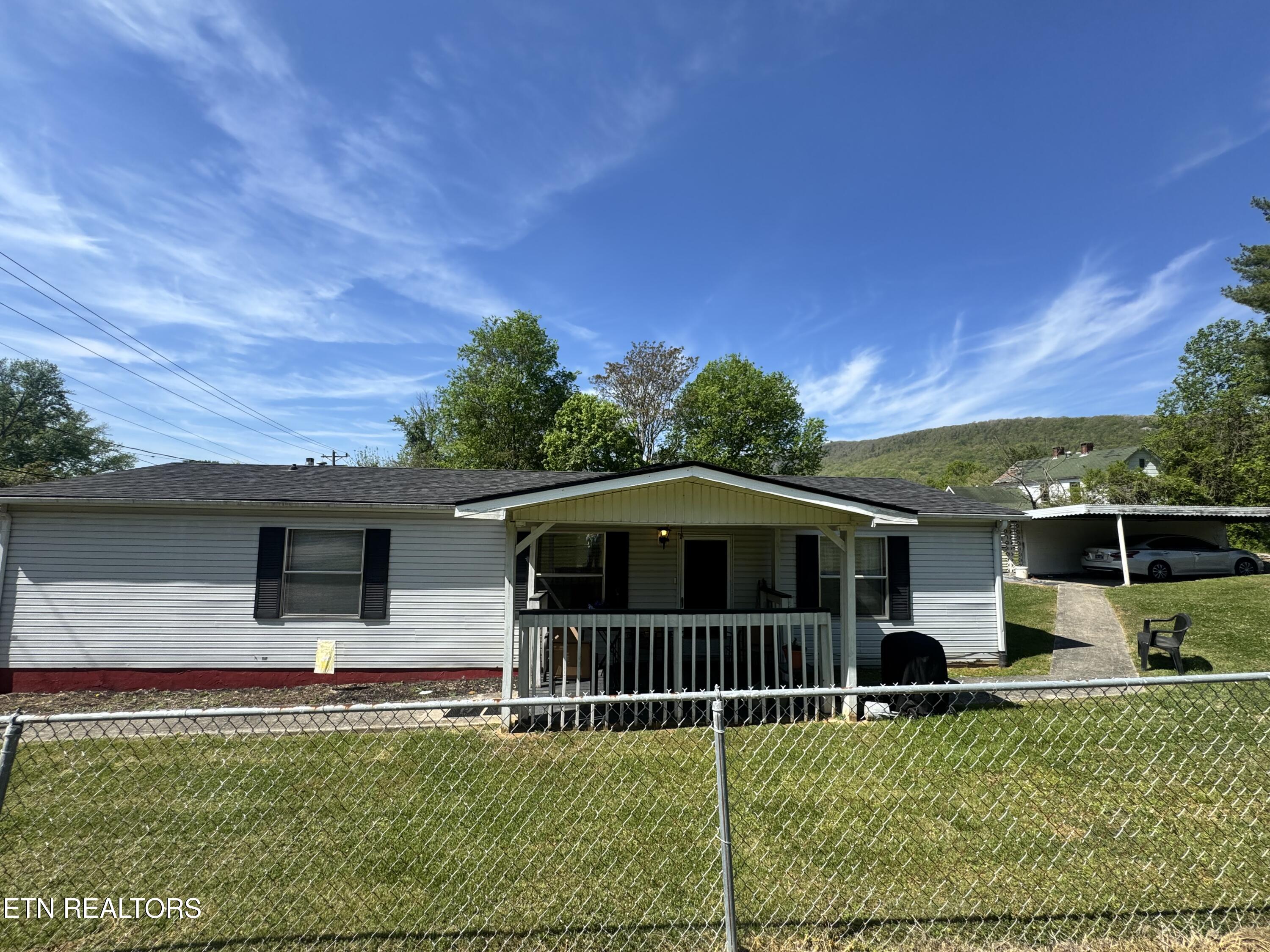 407 N Wilder Avenue Rockwood TN 37854