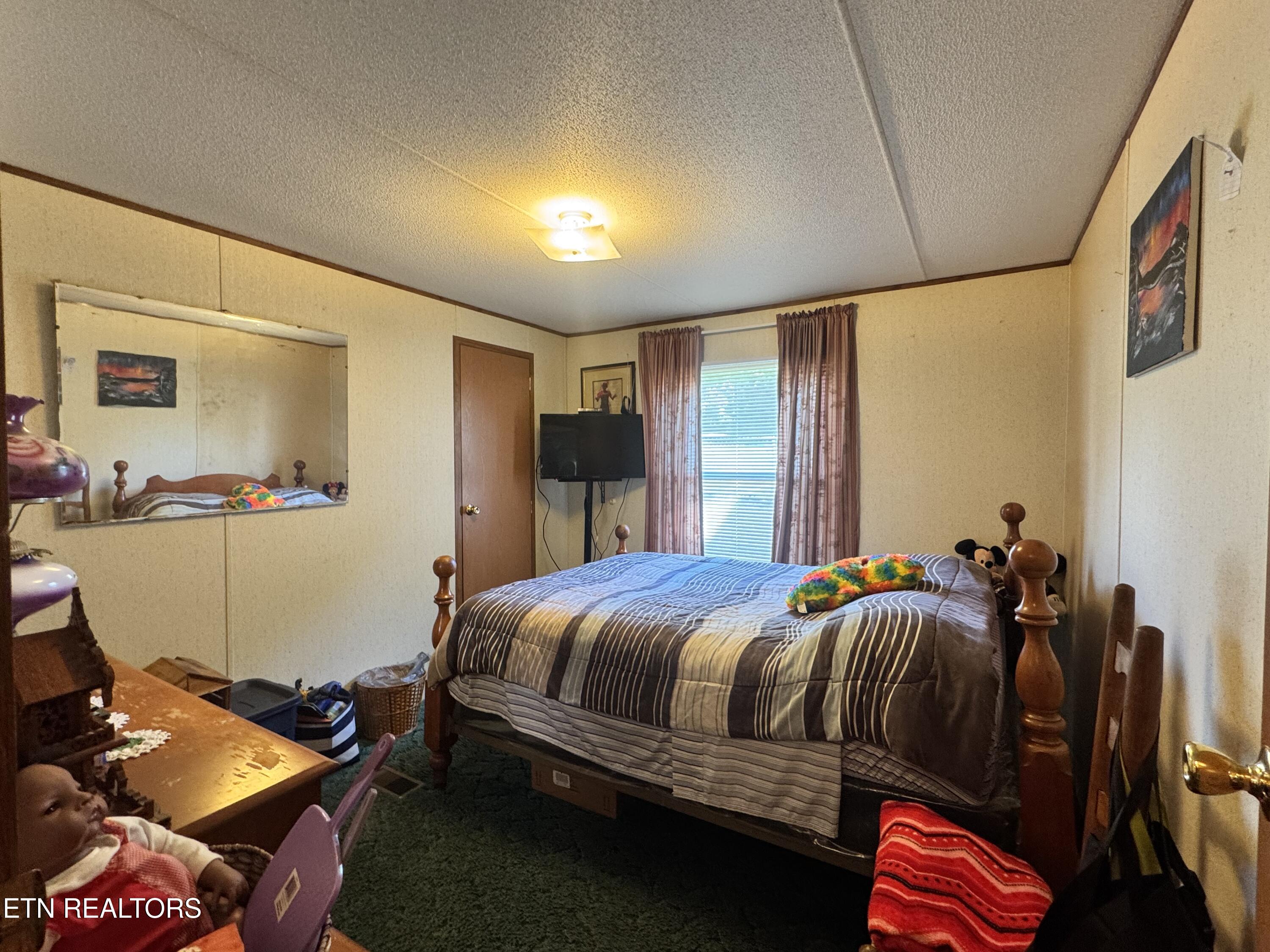 407 N Wilder Avenue Rockwood TN 37854