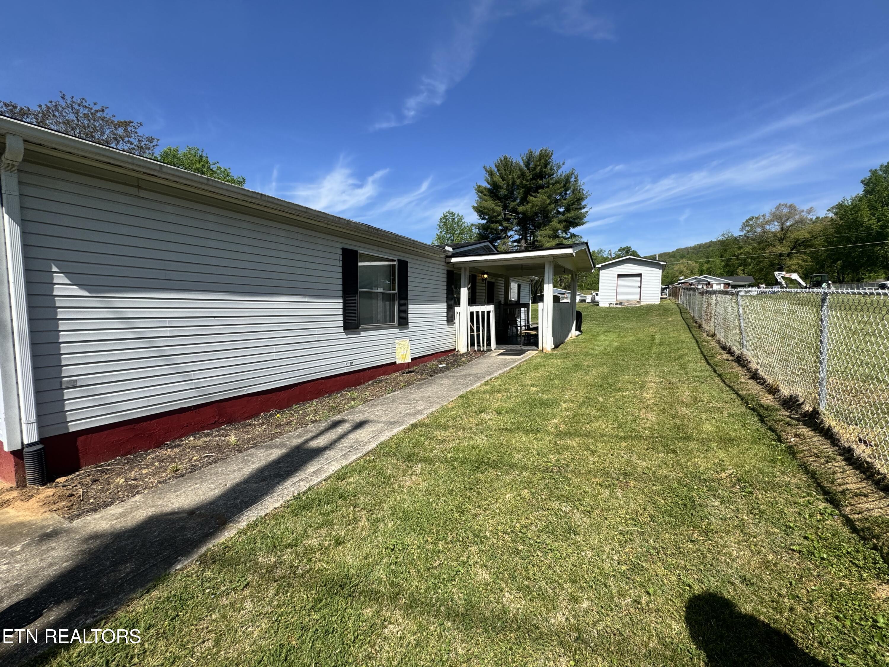 407 N Wilder Avenue Rockwood TN 37854