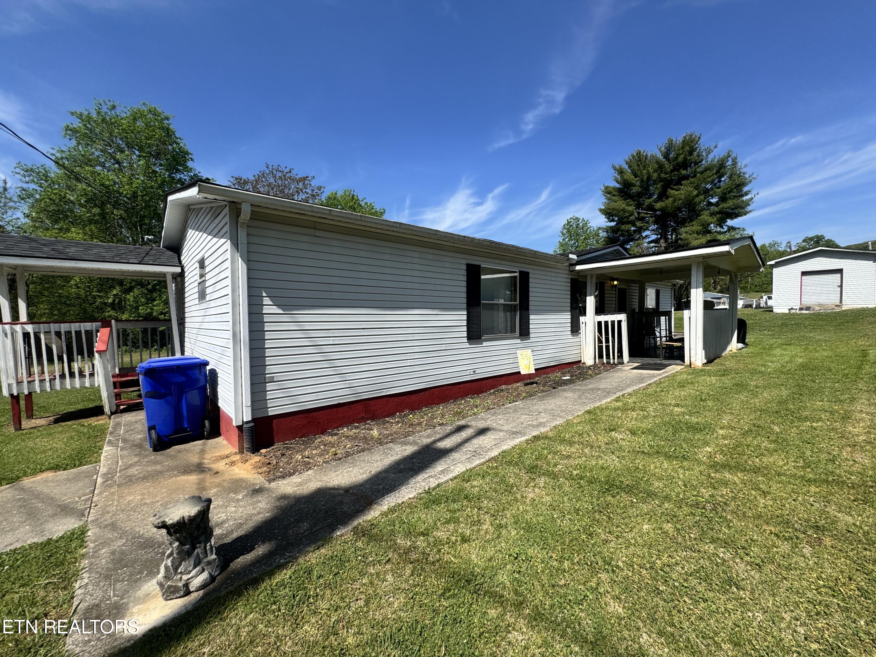 407 N Wilder Avenue Rockwood TN 37854