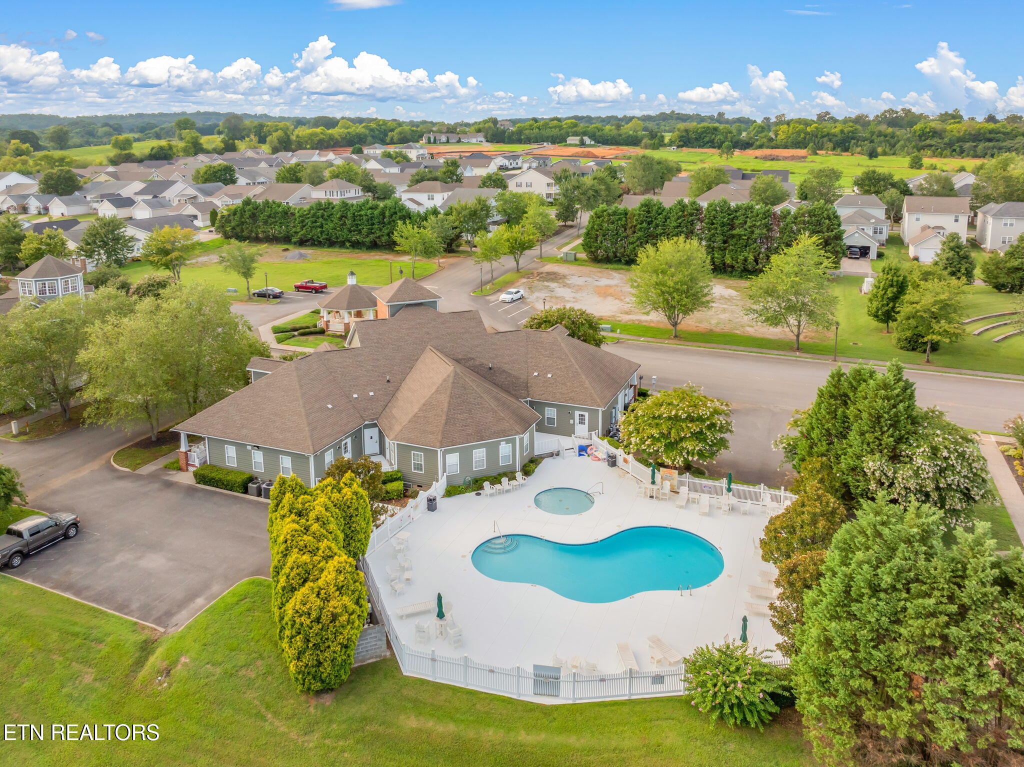 920 Stratford Avenue Sweetwater TN 37874
