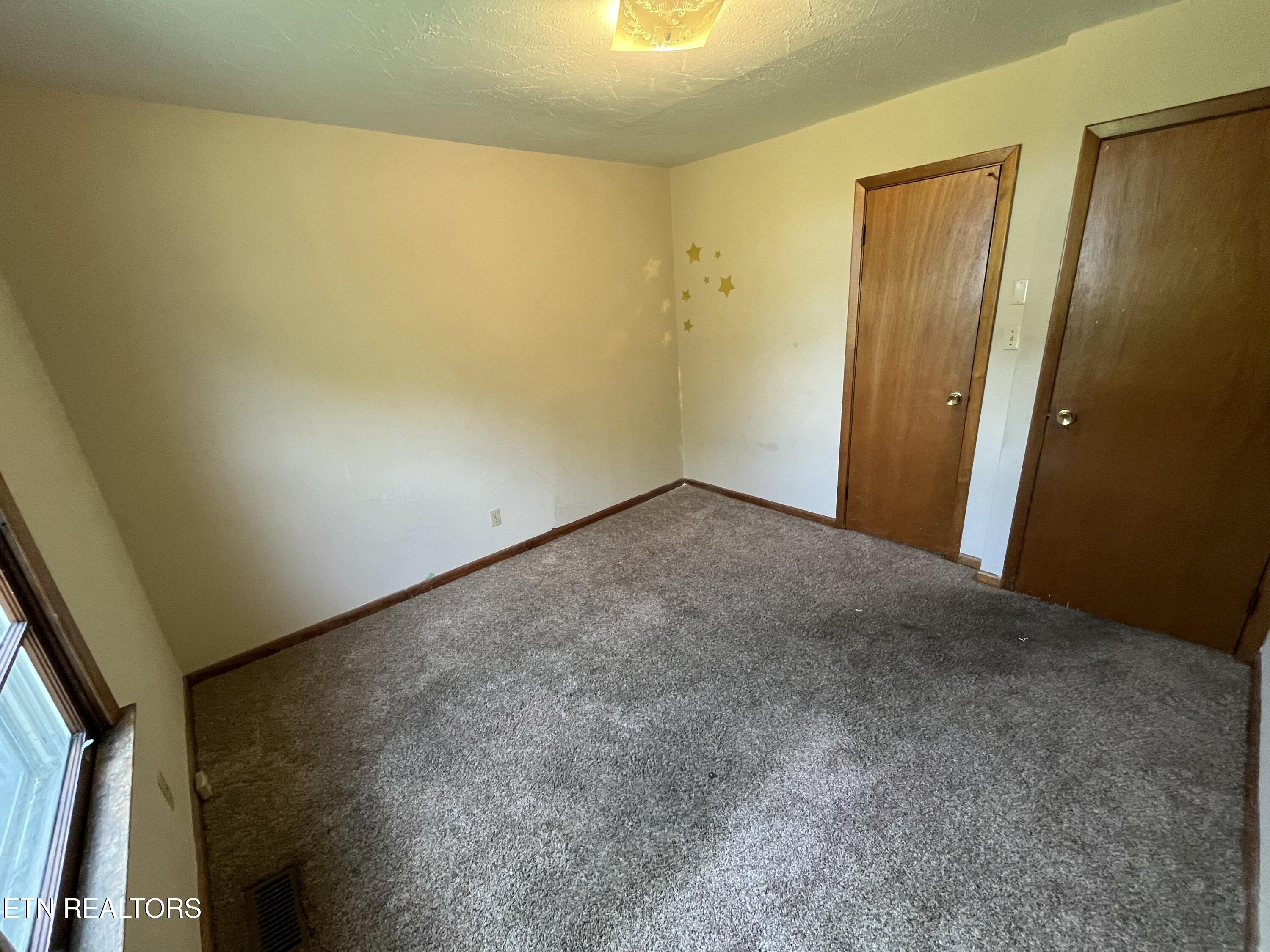 929 Chickamauga Avenue Knoxville TN 37917