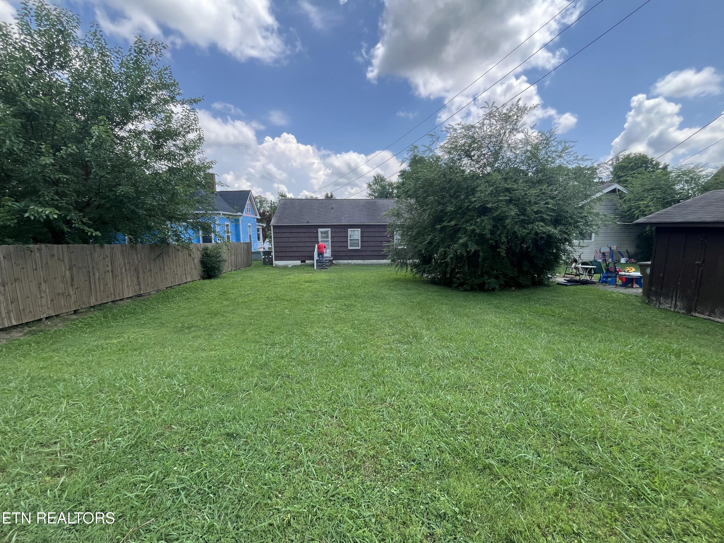 929 Chickamauga Avenue Knoxville TN 37917