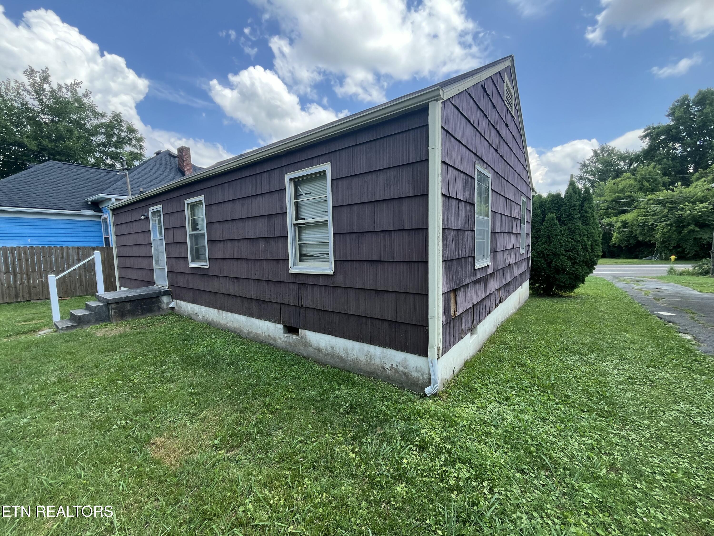 929 Chickamauga Avenue Knoxville TN 37917
