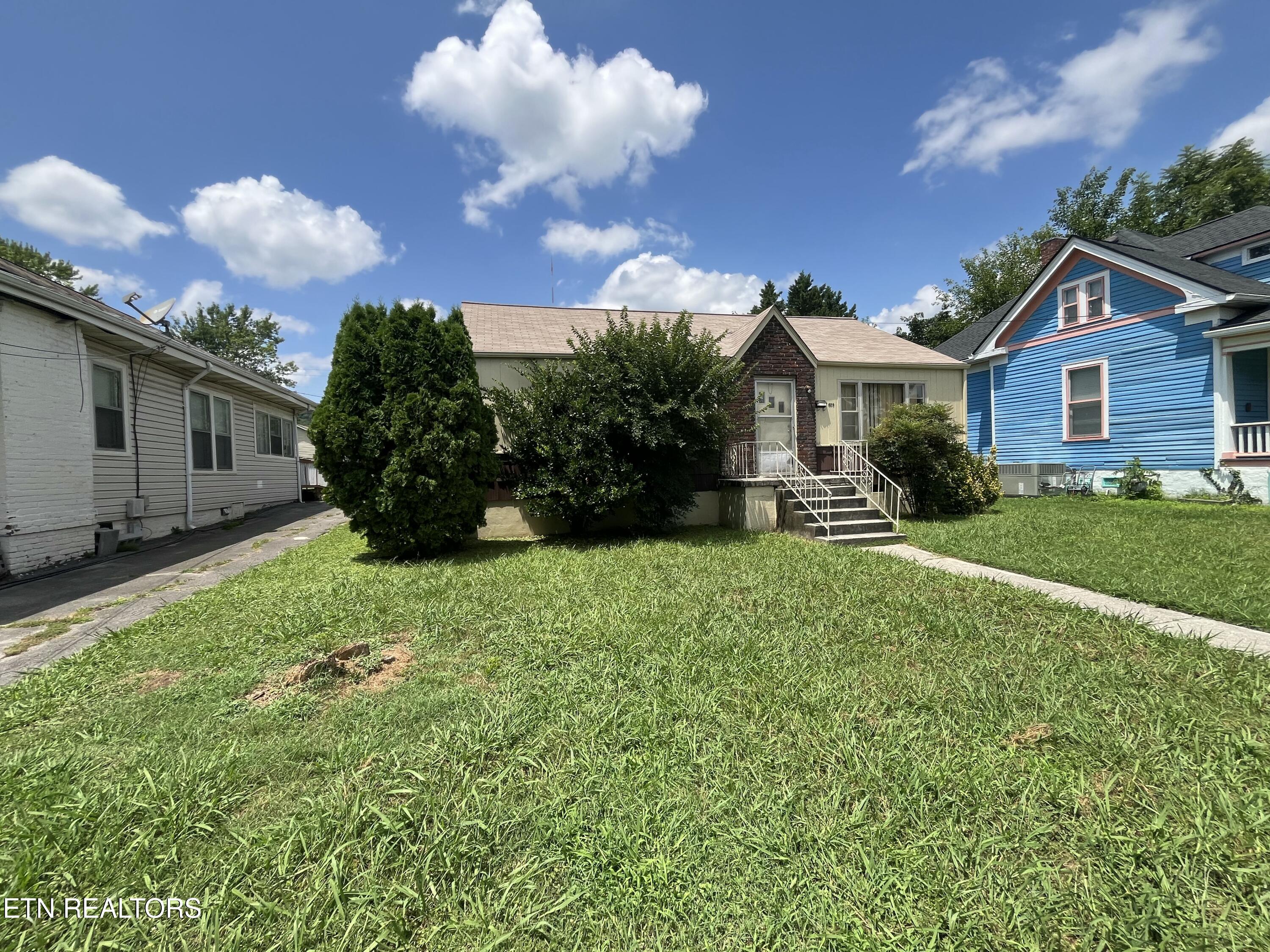 929 Chickamauga Avenue Knoxville TN 37917