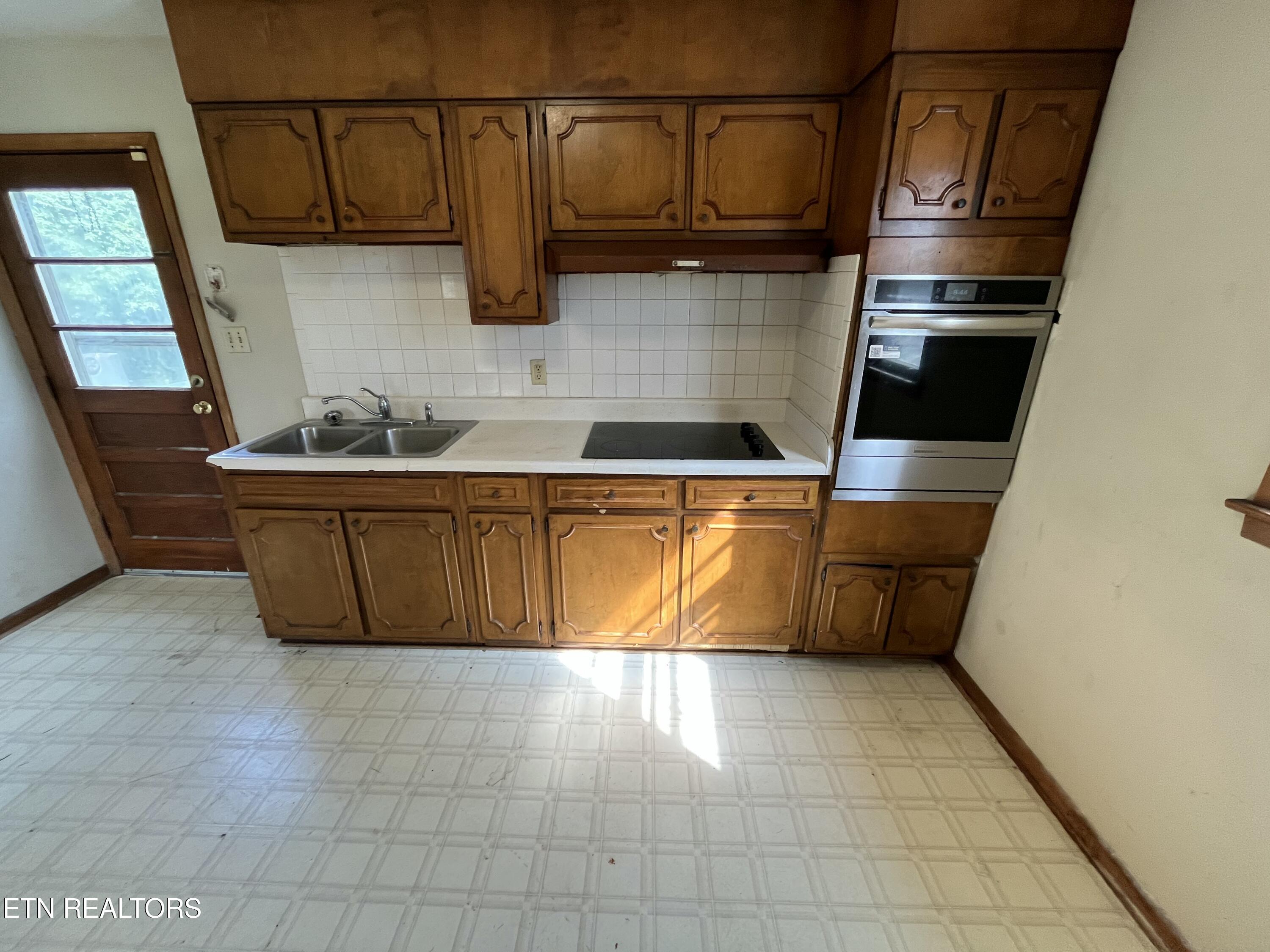 929 Chickamauga Avenue Knoxville TN 37917