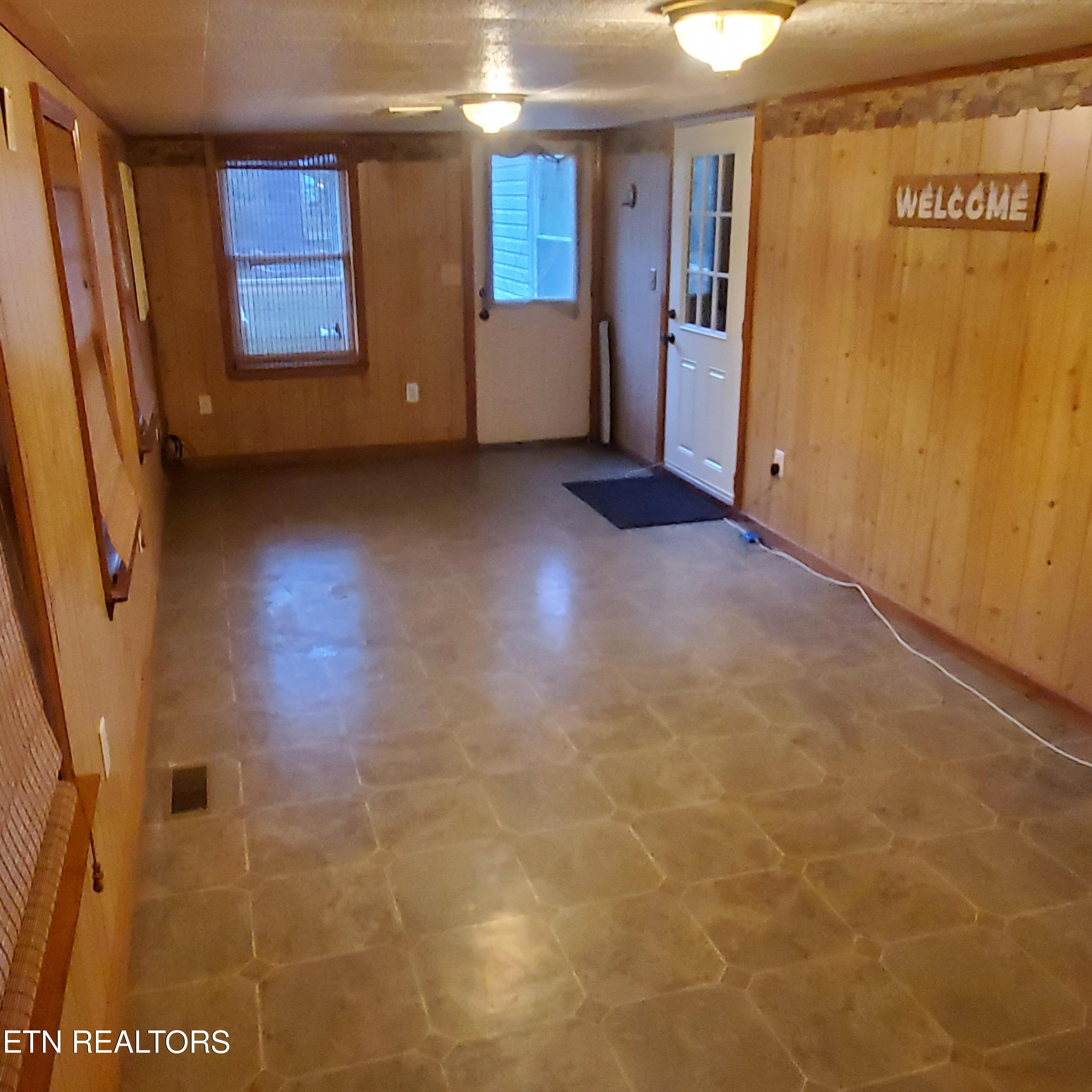 572 Randall Fugate Road Spring City TN 37381