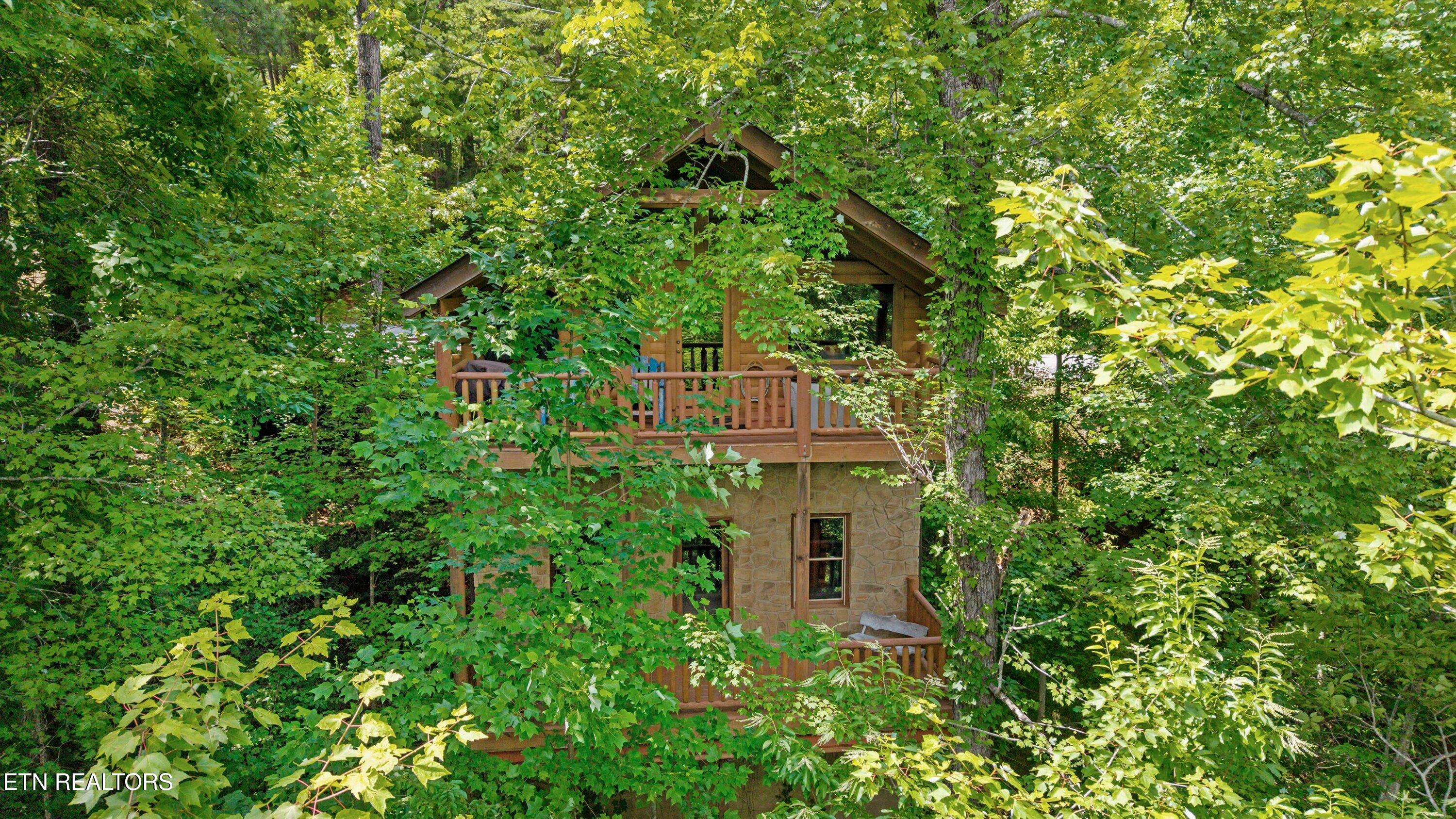 1235 Honeysuckle Lane Sevierville TN 37876