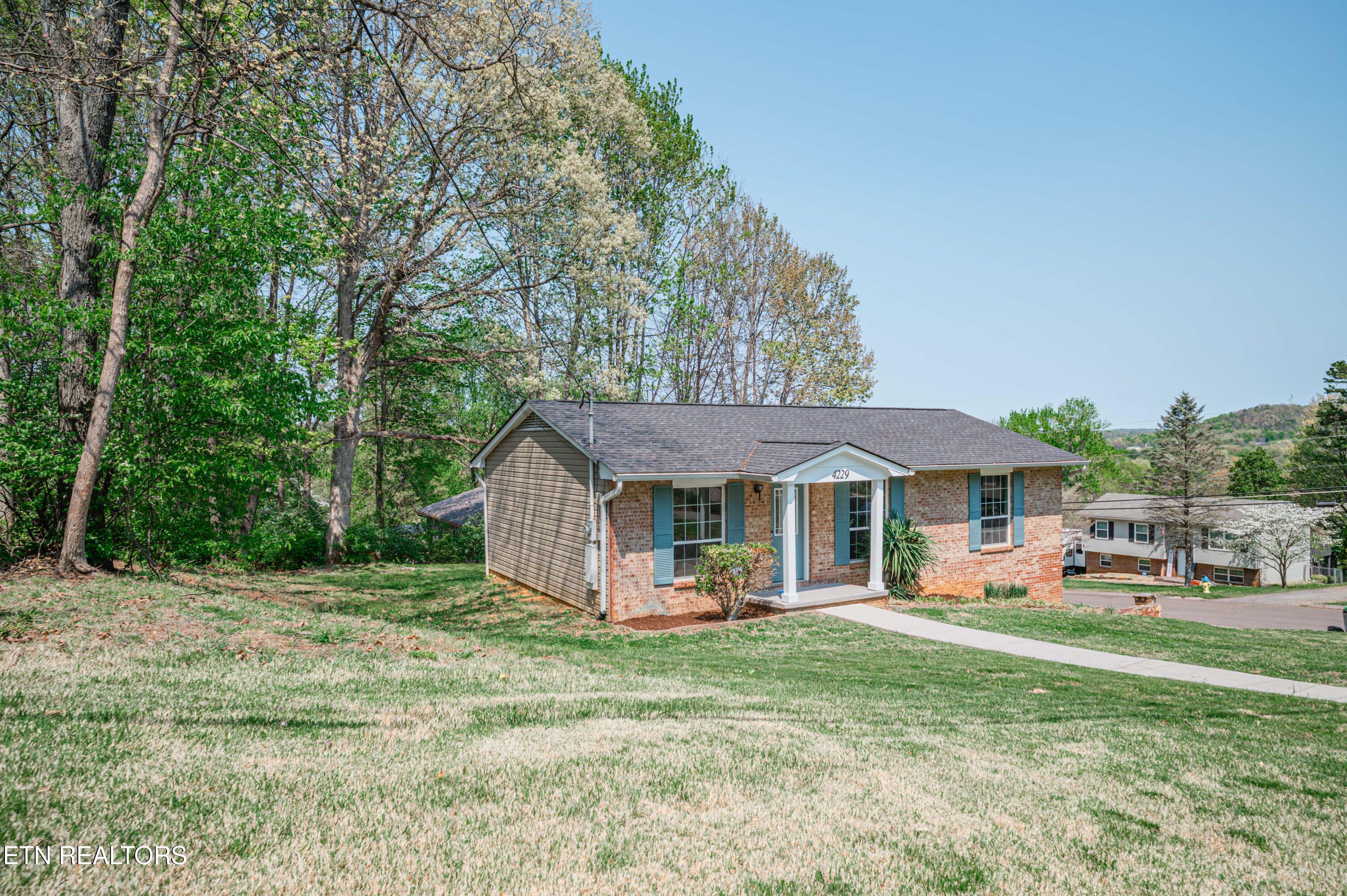 4229 Abercorn Road Knoxville TN 37921